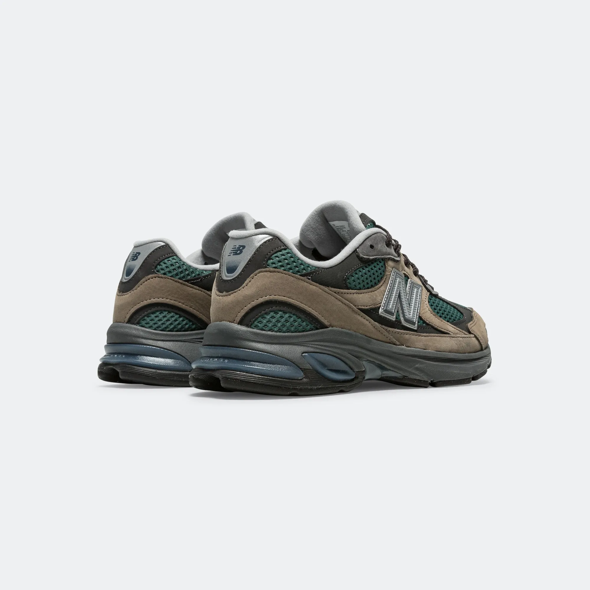 Ventilated Panels Sneaker Functionality U2010AGY