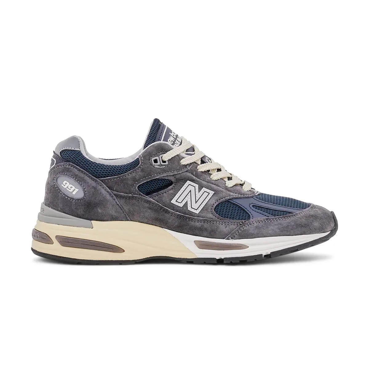 Easy performance Day Long Wear in UK 991 'Dark Gull Grey'