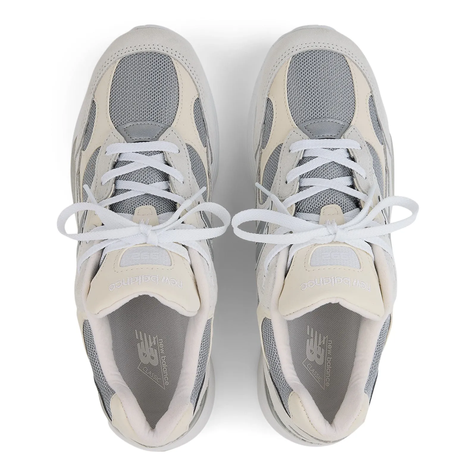 Easy Flex in USA 992 'Core White Reflection'