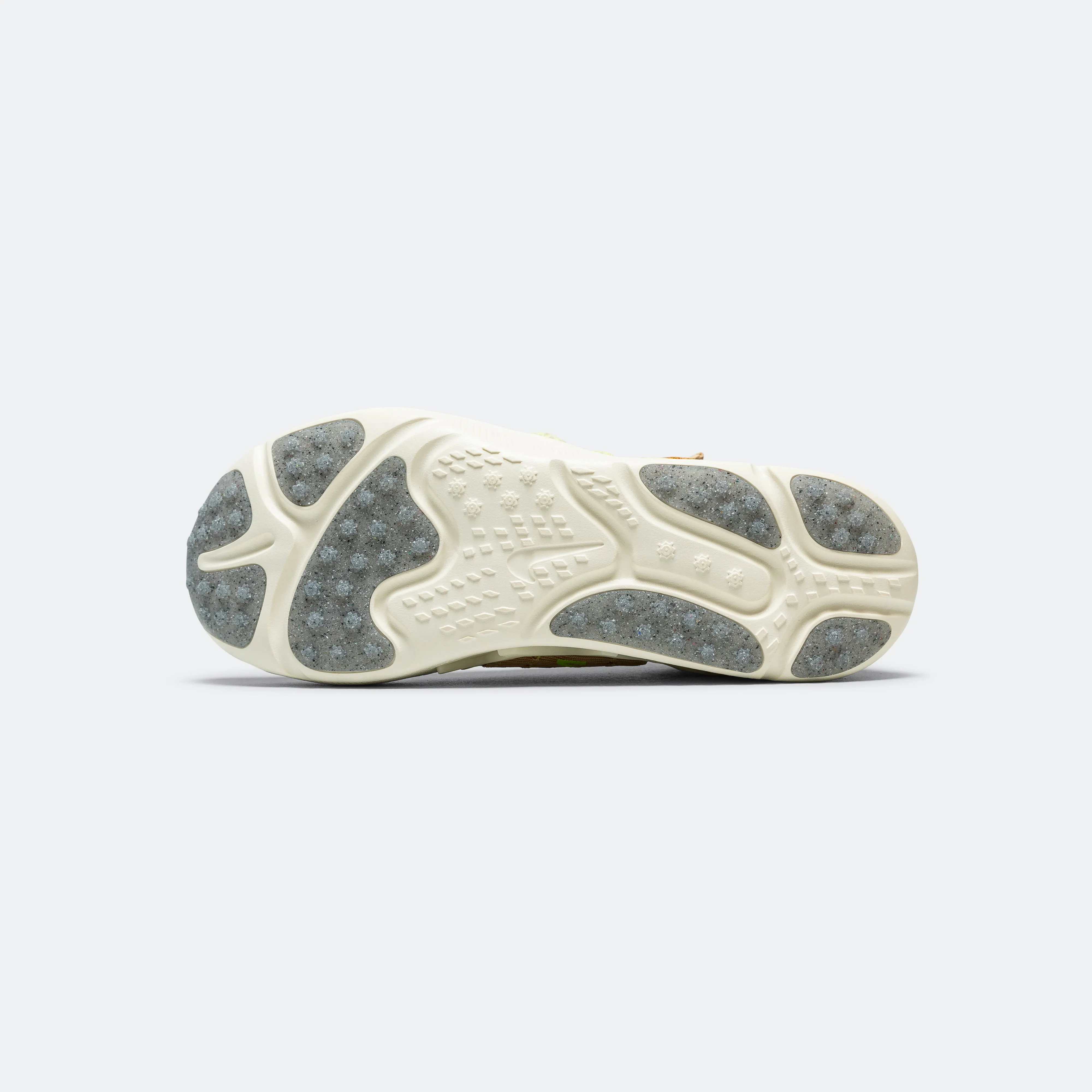 Seamless Upper Design ISPA Sense Flyknit - Sesame/Desert Ochre