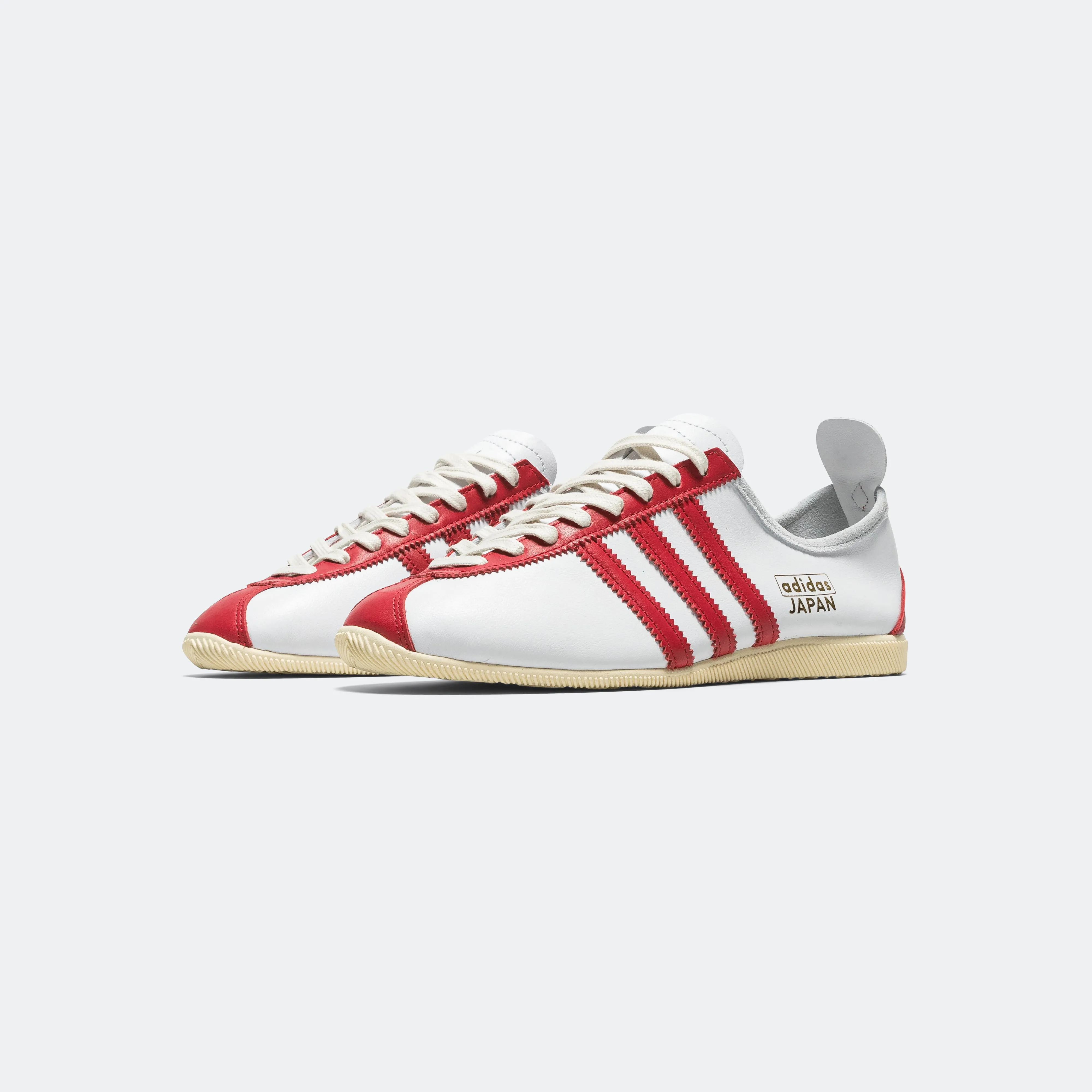 Japan - Footwear White/Power Red-Cream White Seamless Comfort