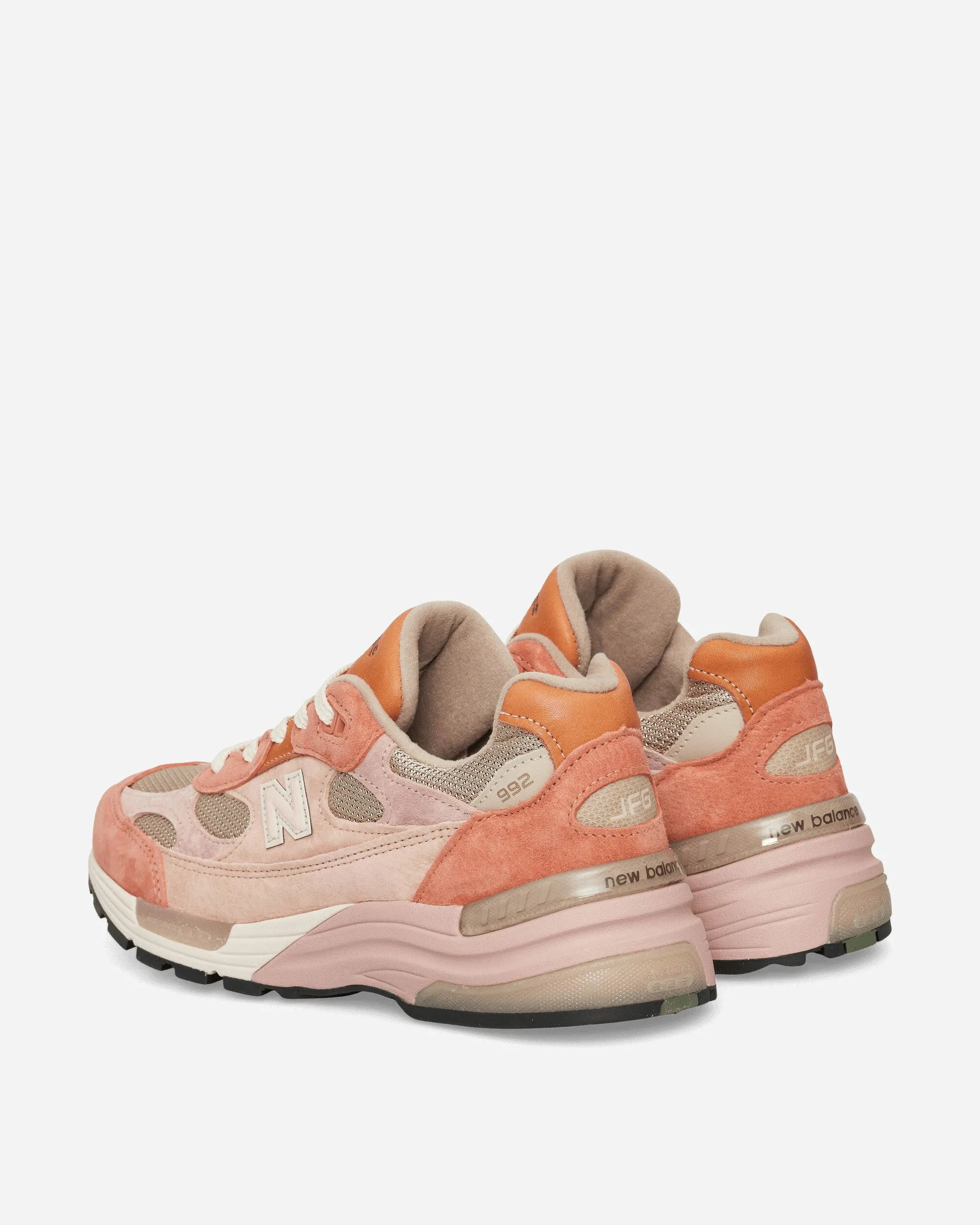 Joe Freshgoods 992 Sneakers Rose Smoke / Misty Rose Light material