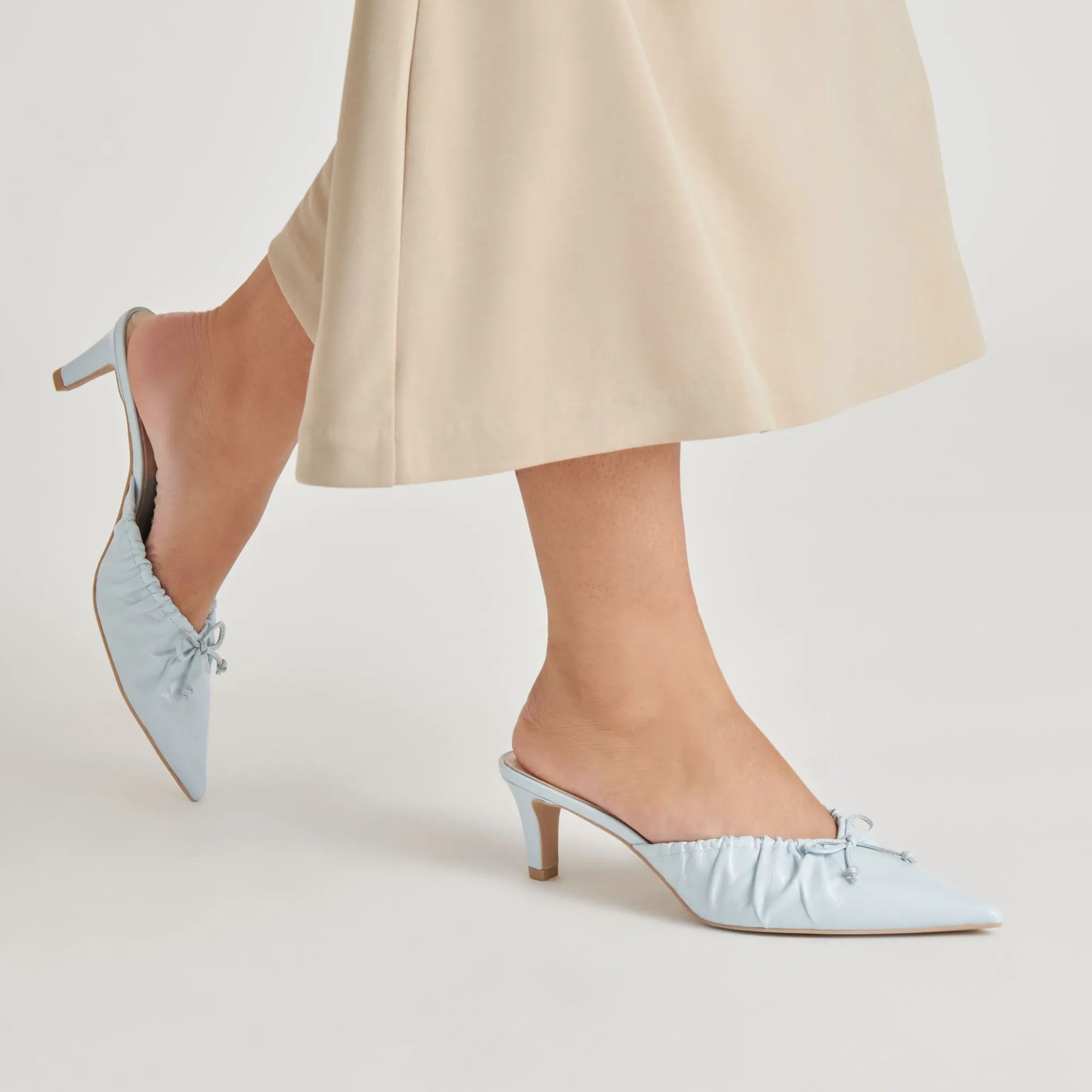 Nude Heels Chic Sandals KAIRI MID HEELS ICE BLUE CRINKLE PATENT