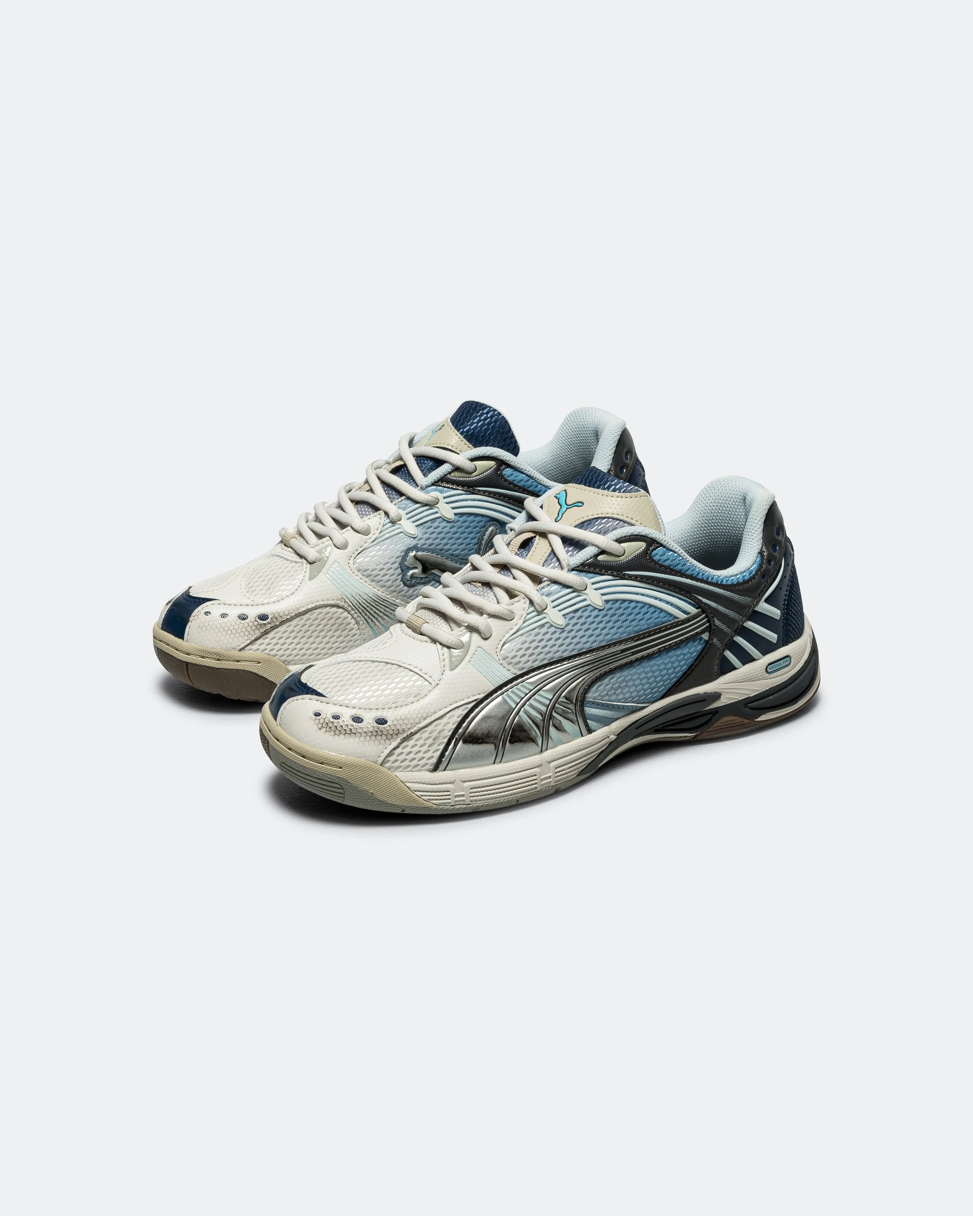 understated look Kessel Pro - Feather Grey/Cool Blue