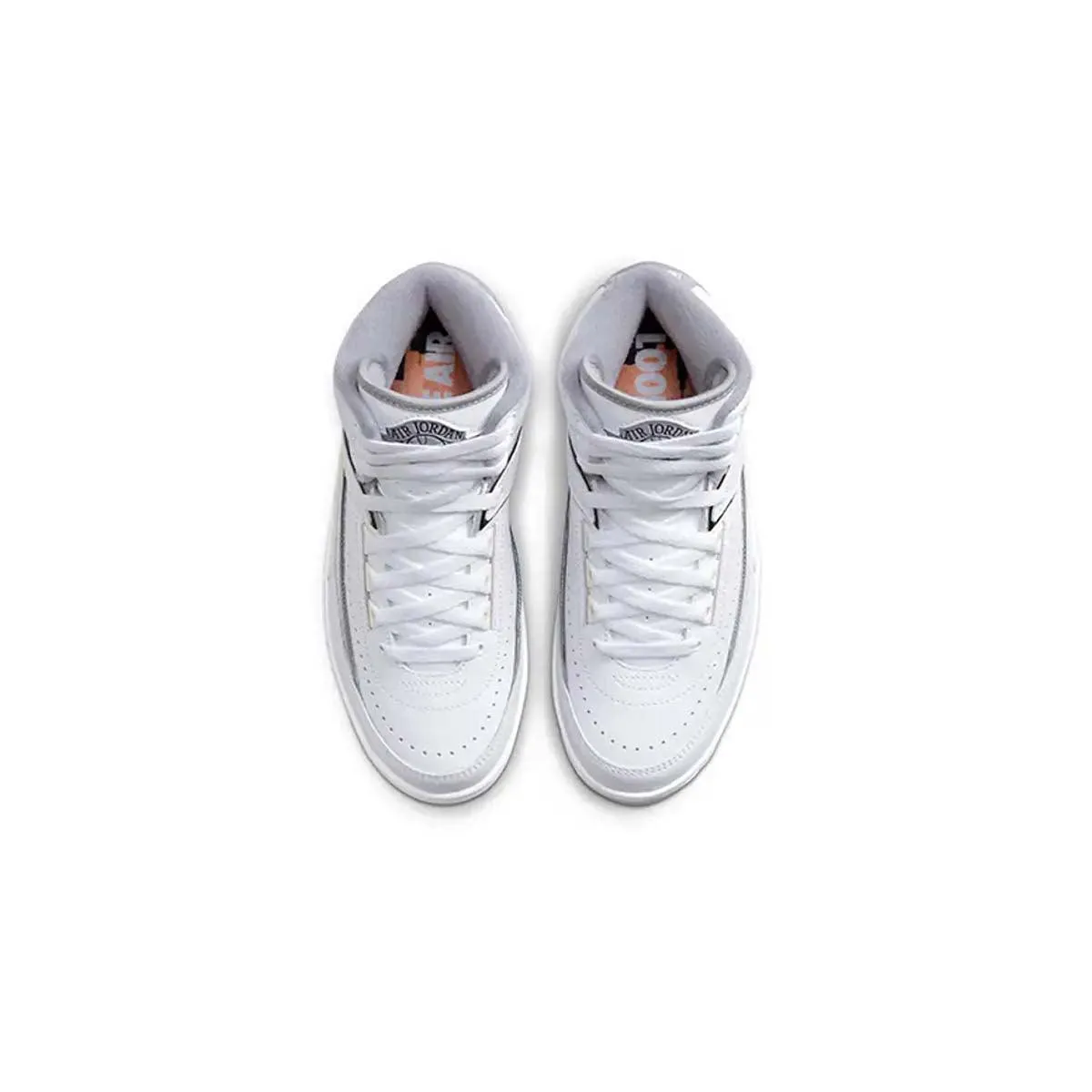 Kid's Air Jordan 2 Retro 'Cement Grey' Sleek Style