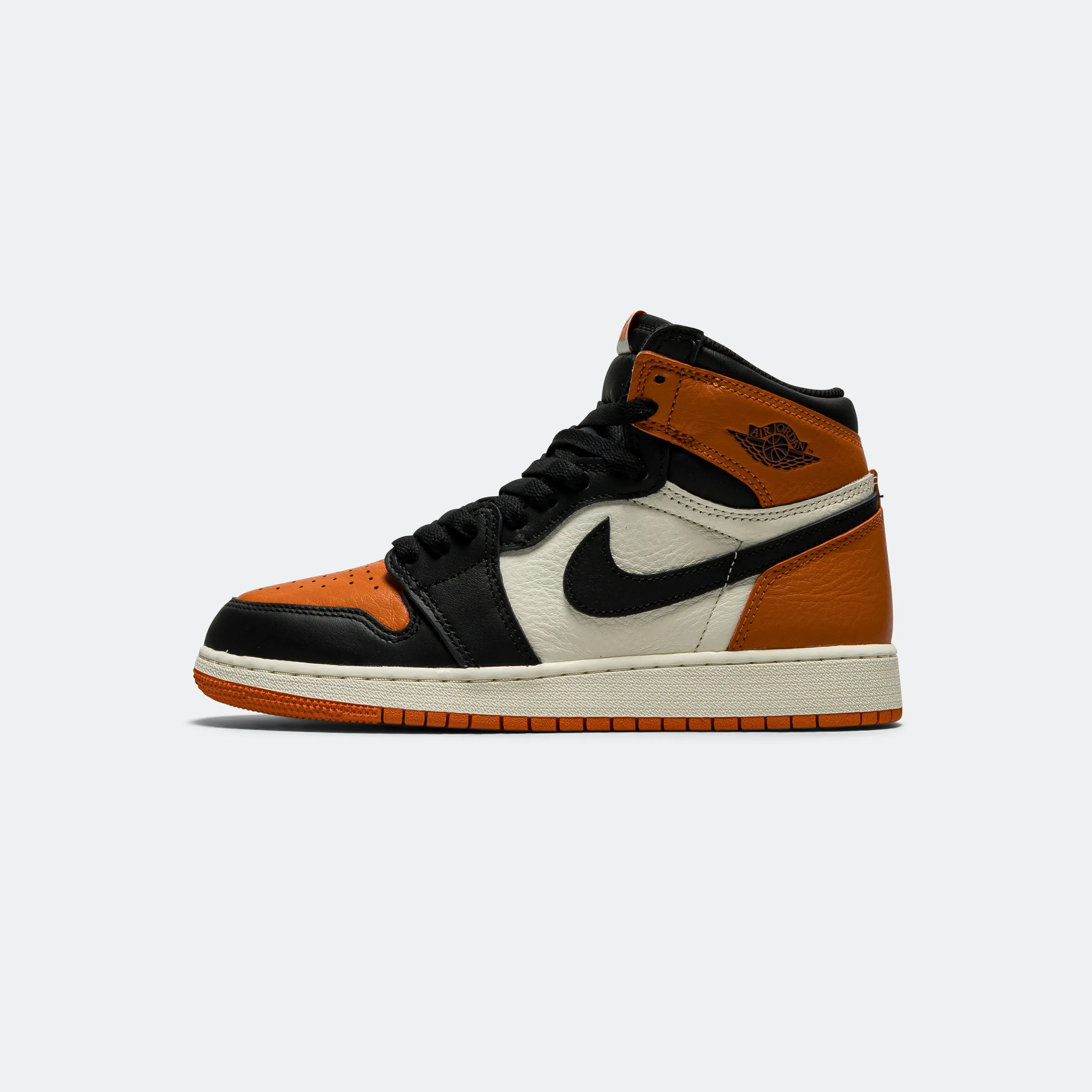 Supportive Wear Air Jordan 1 Retro High OG GS - Black/Black-Sail-Starfish