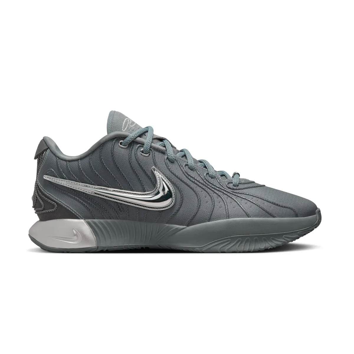 Lebron XXI EP 'Cool Grey' Wide Toe Box Engineering