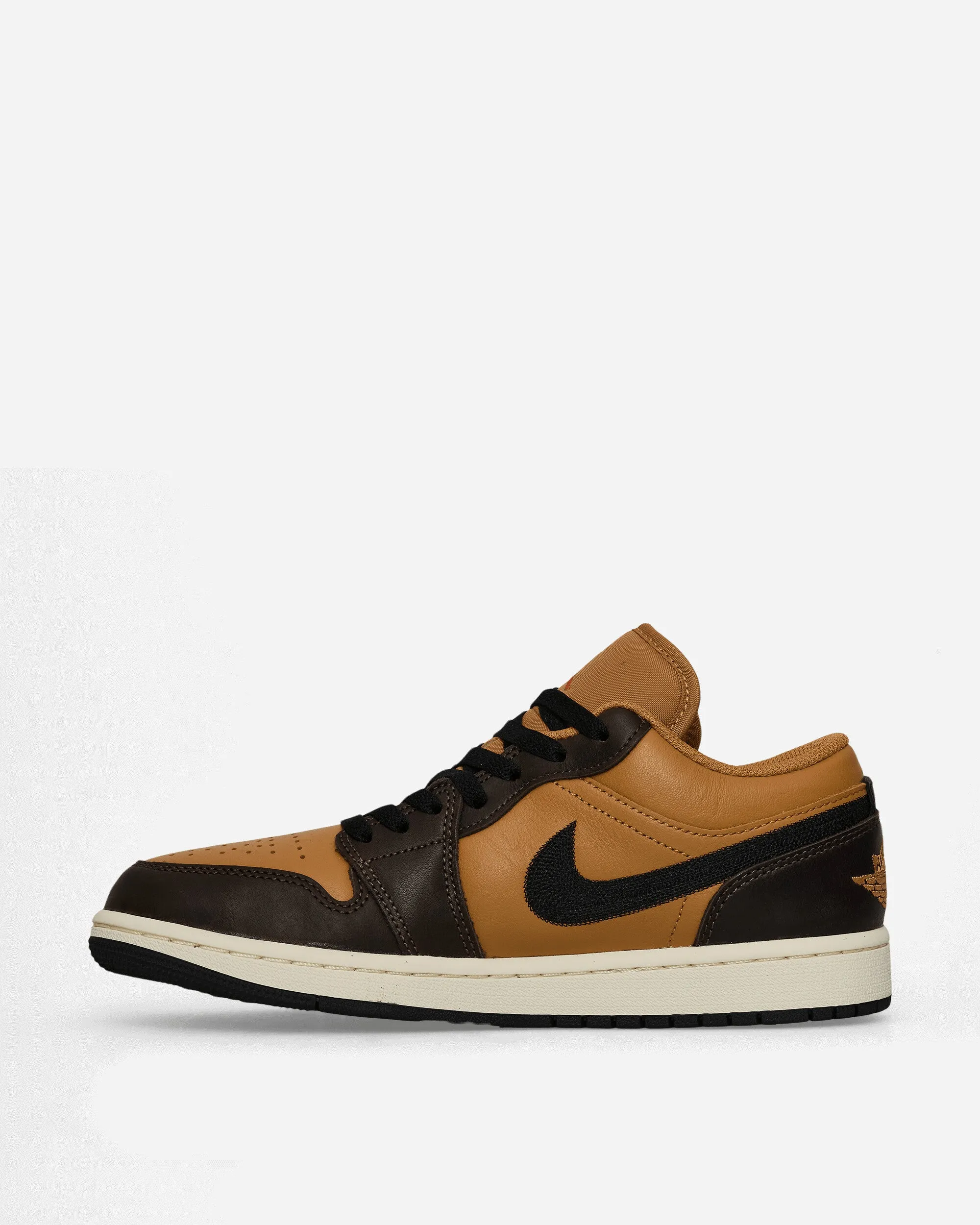 Air Jordan 1 Low Sneakers Flax / Baroque Brown Busy Streets Anti   Blister