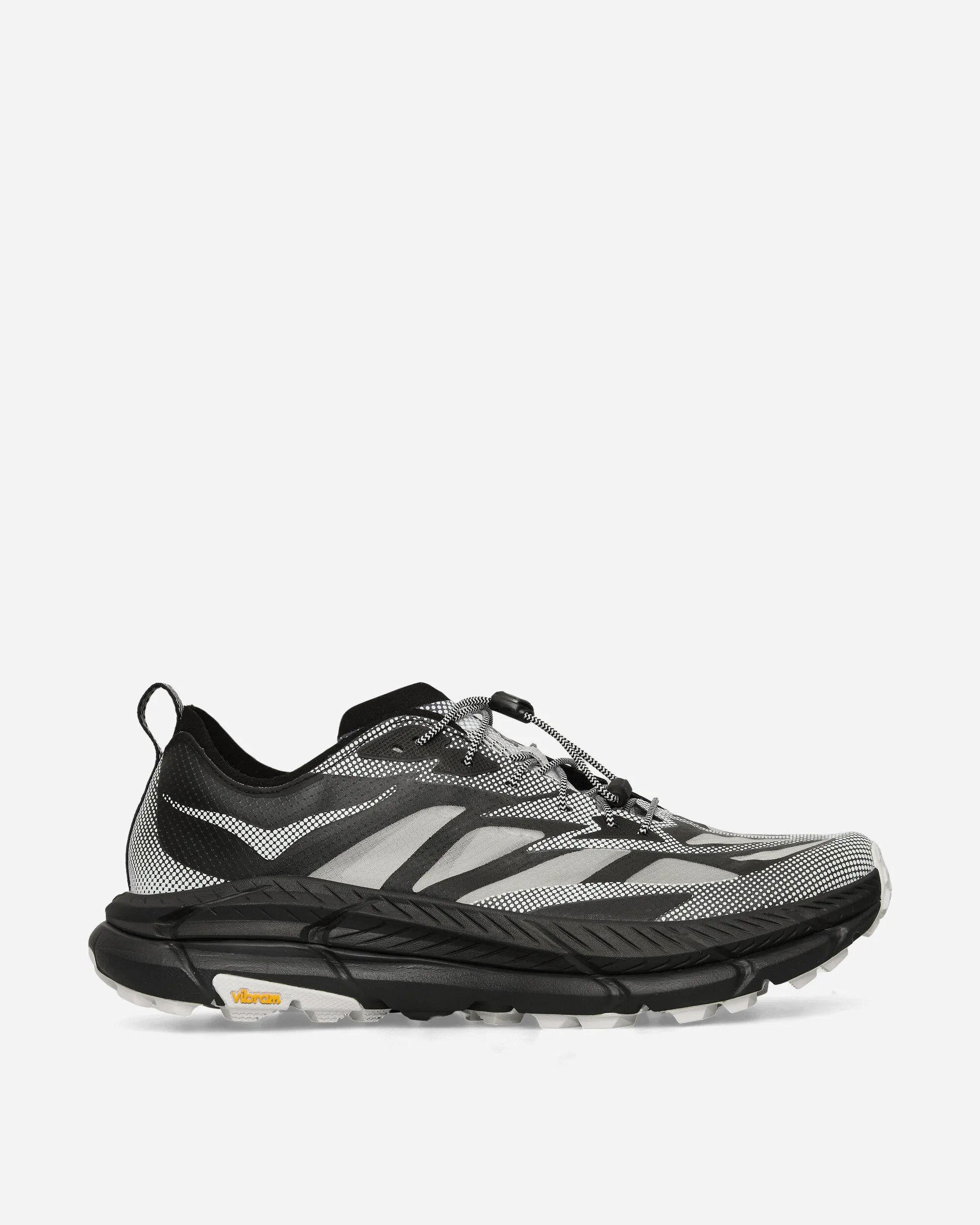 Narrow Fit Water   Resistant Stealth/Tech Mafate Speed 4 Lite Sneakers Black / White