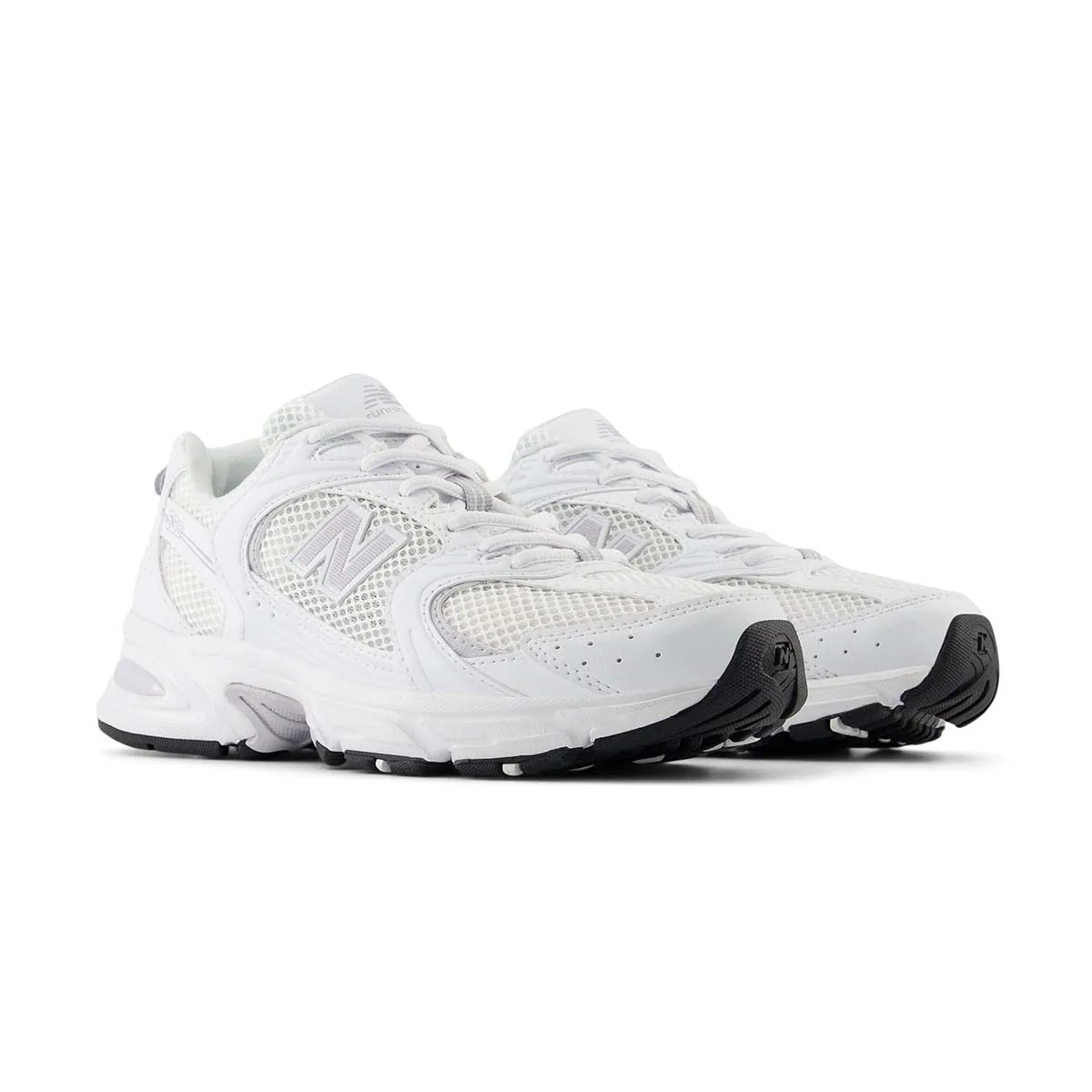 530 'White Pearl Grey' Calm Walk Refined Mood