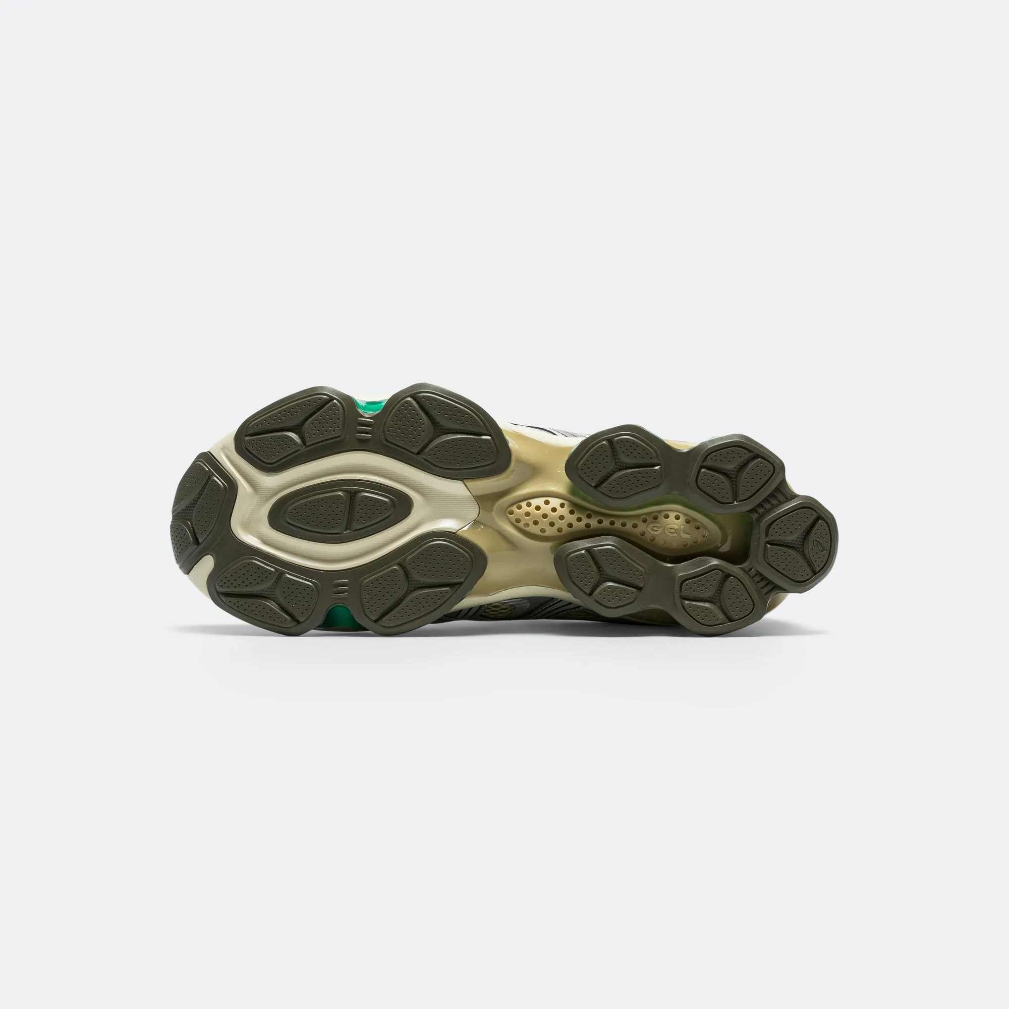 GEL-Quantum Kinetic - Khaki Beige/Pure Silver Daily Routine Ultra Cushioned Midsole