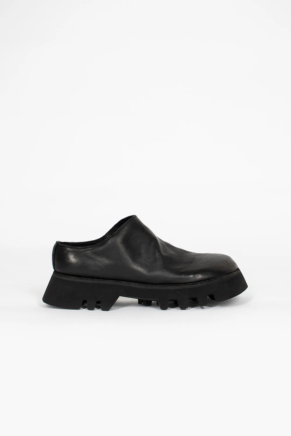 Pure Ease ZO01V Sabot Slip-on