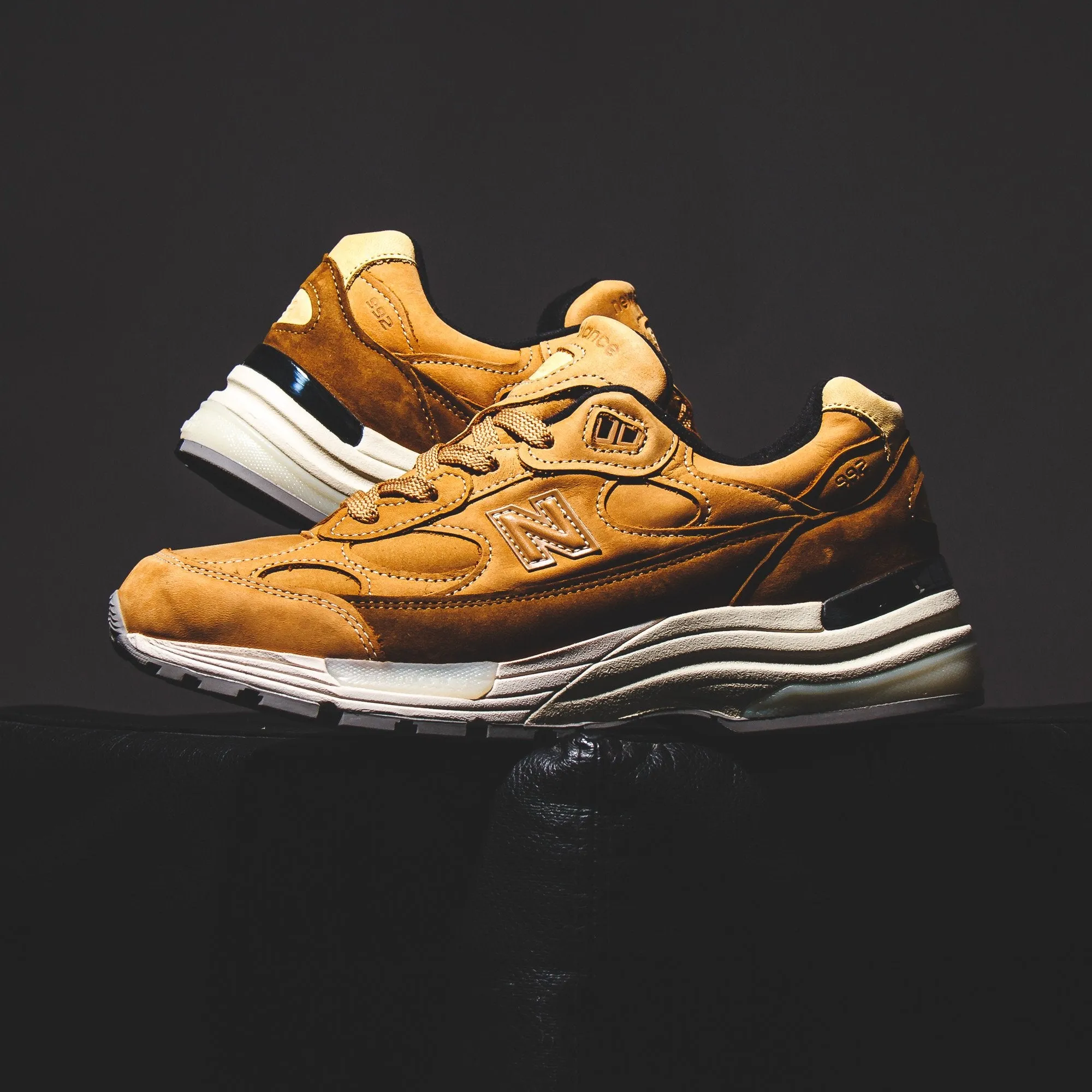 rubber - finish - design shoes 5K running shoes New Balance Men 992 Tan Made In USA M992LX