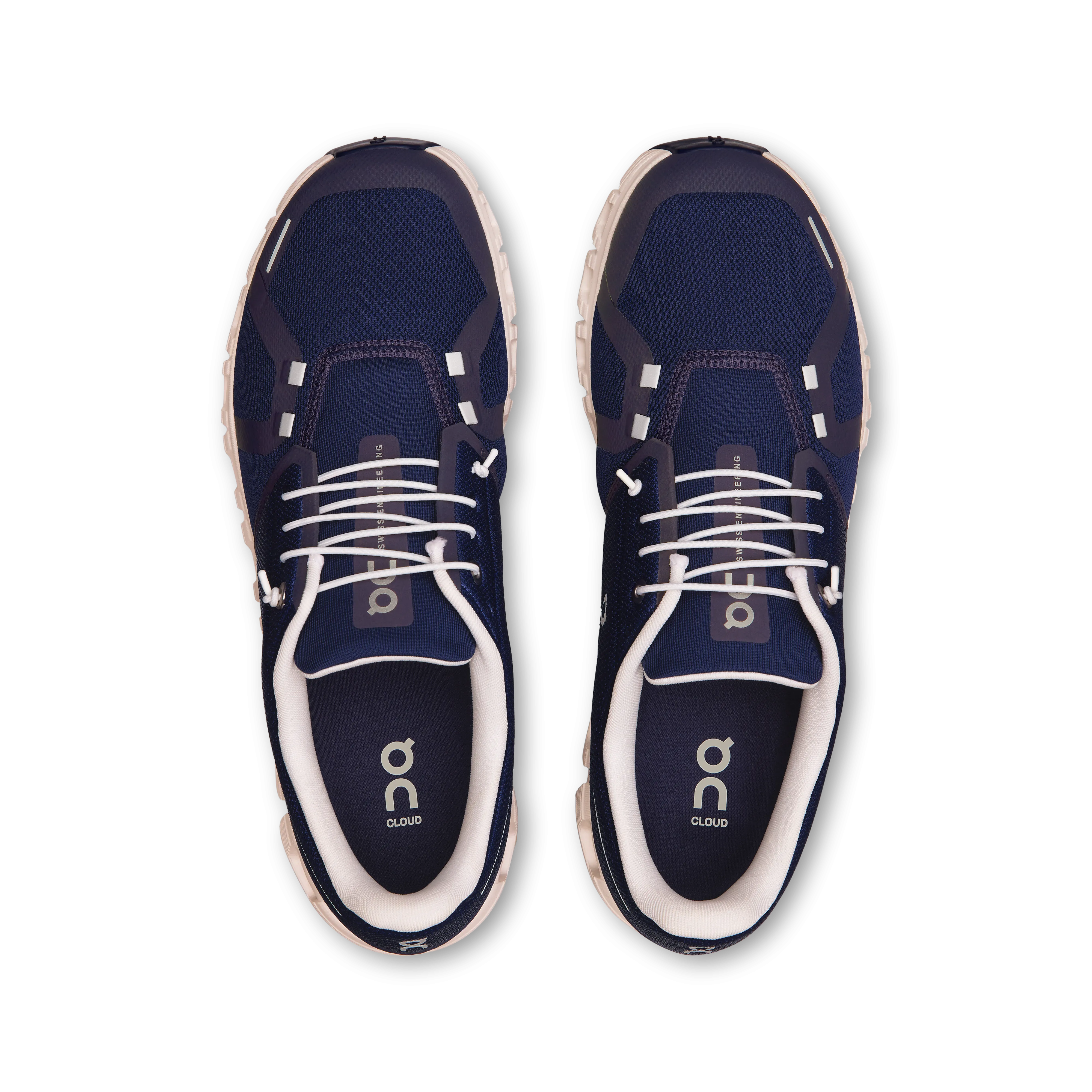 running on a sand track shoes ON CLOUD 6 MEN'S