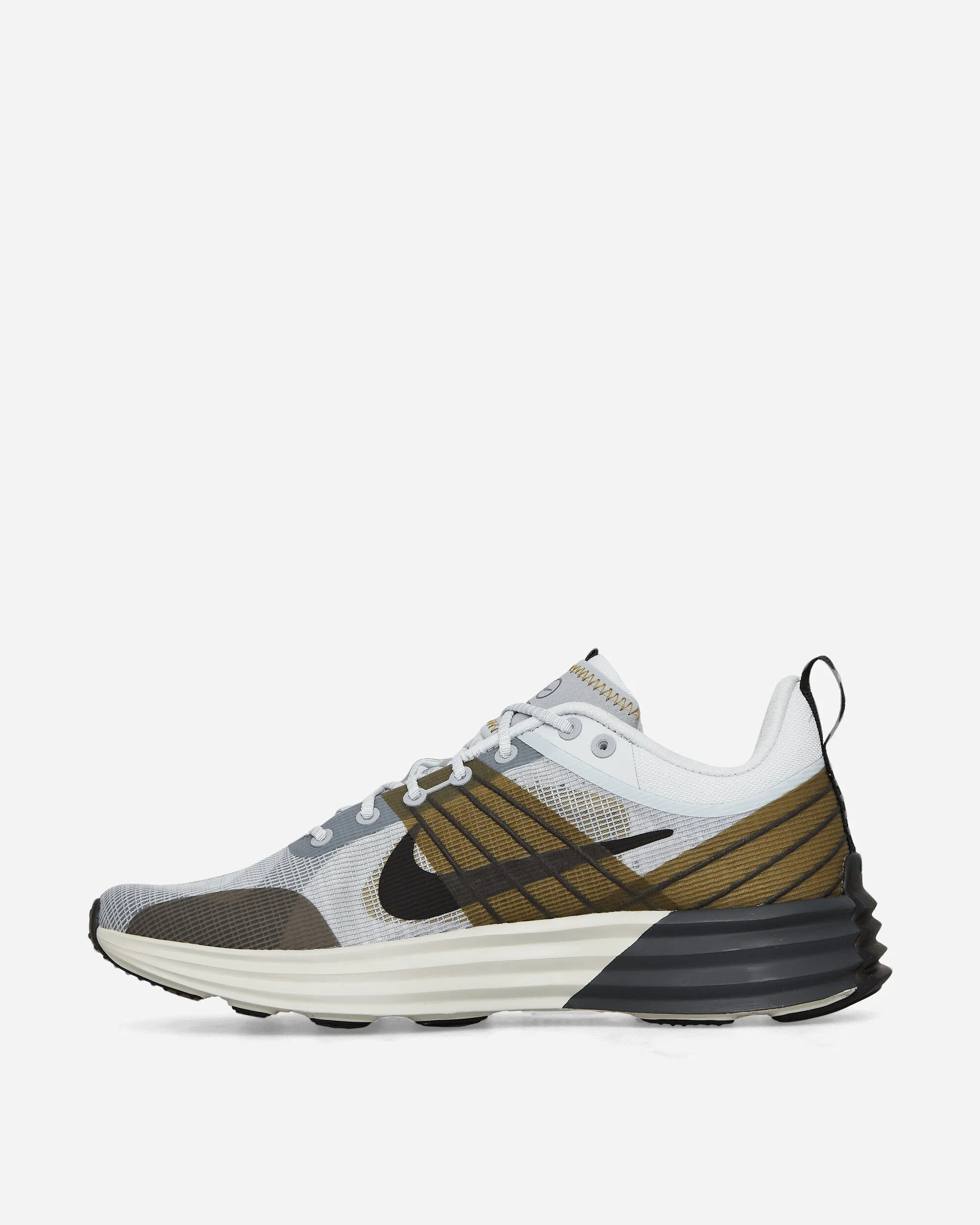Lunar Roam Sneakers Pure Platinum / Black View Stop All Time