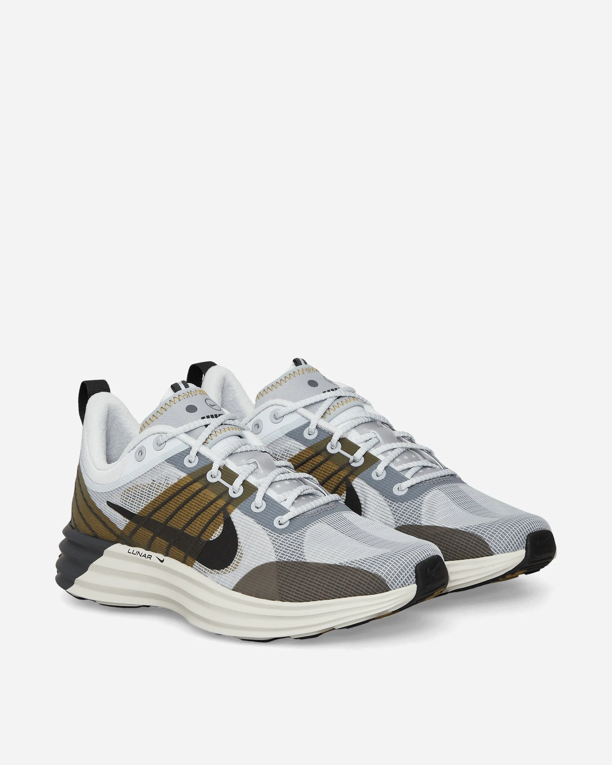 Lunar Roam Sneakers Pure Platinum / Black Sporty