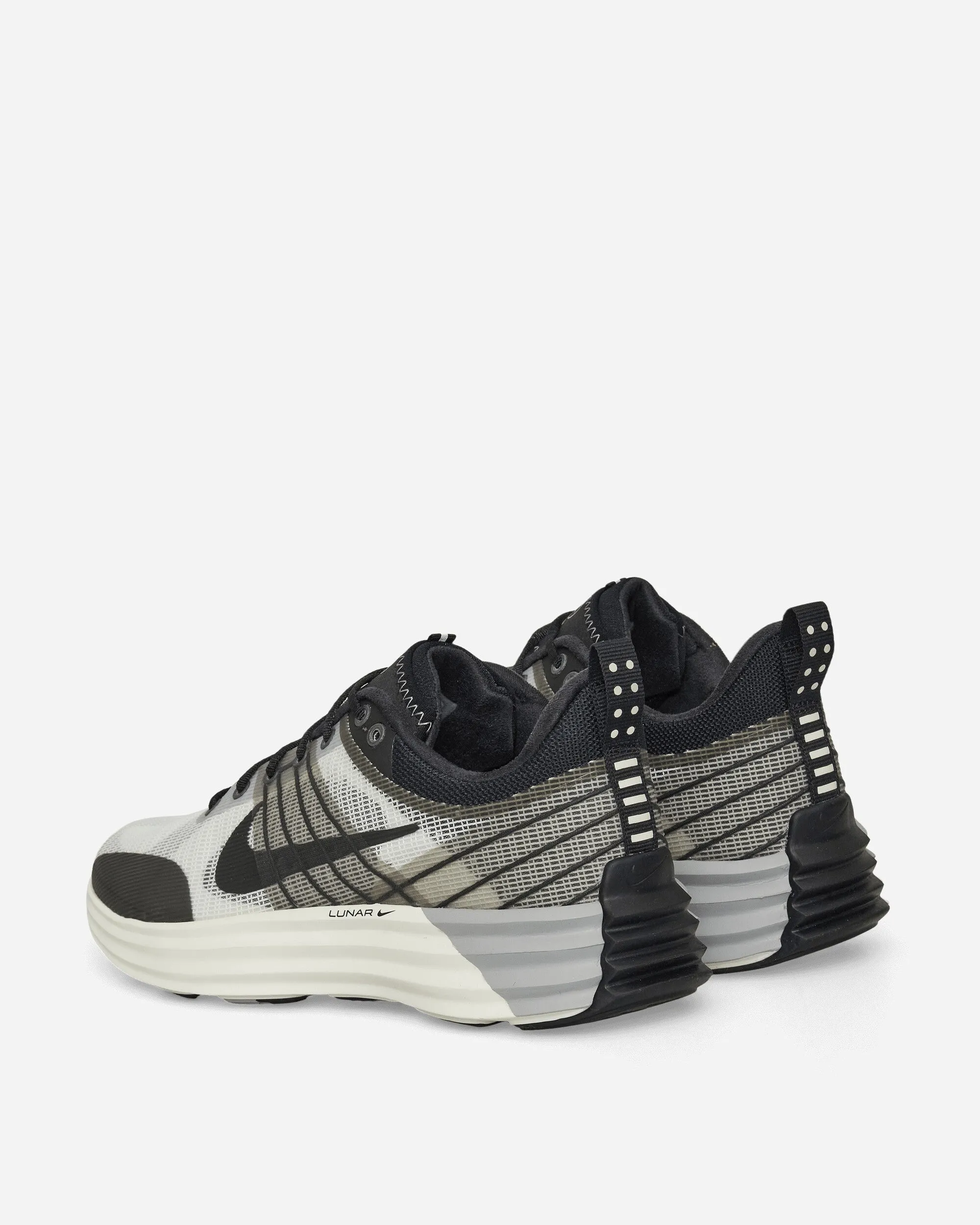 Lunar Roam Sneakers Summit White / Light Smoke Grey / Black Slide Step flex design