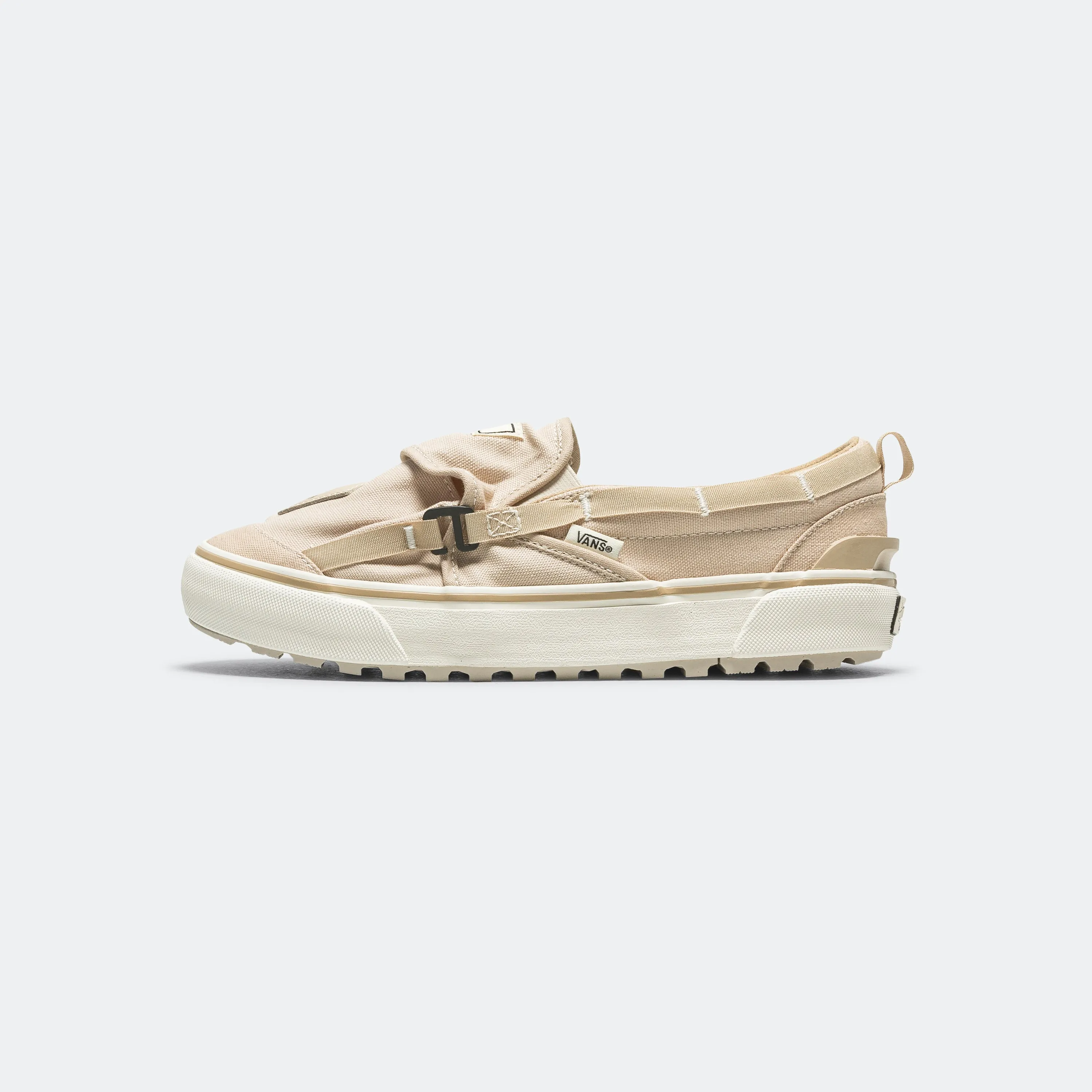 Street Vibe Trail Look LX Slip-On MTE RS _ Nicole McLaughlin - Tan