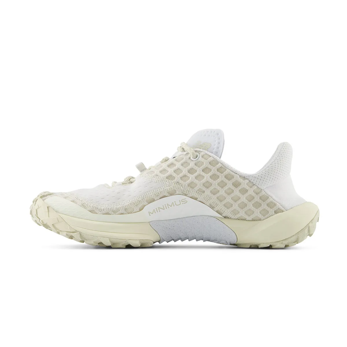 M10L 'Angora White' Relaxed Motion