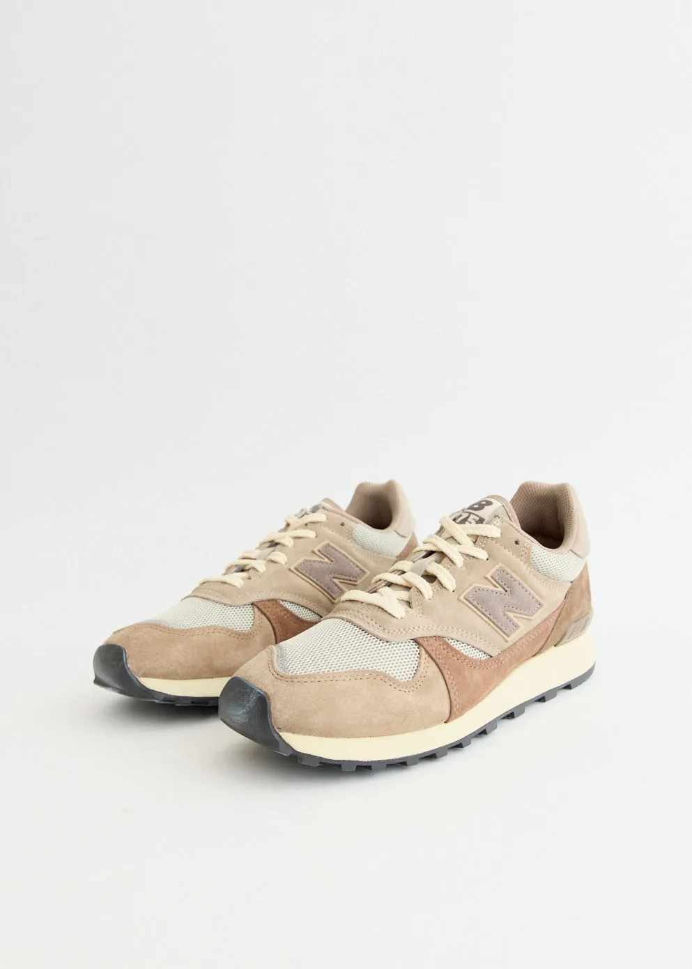 Campus Tour x AURALEE 475 'London Fog' Sneakers
