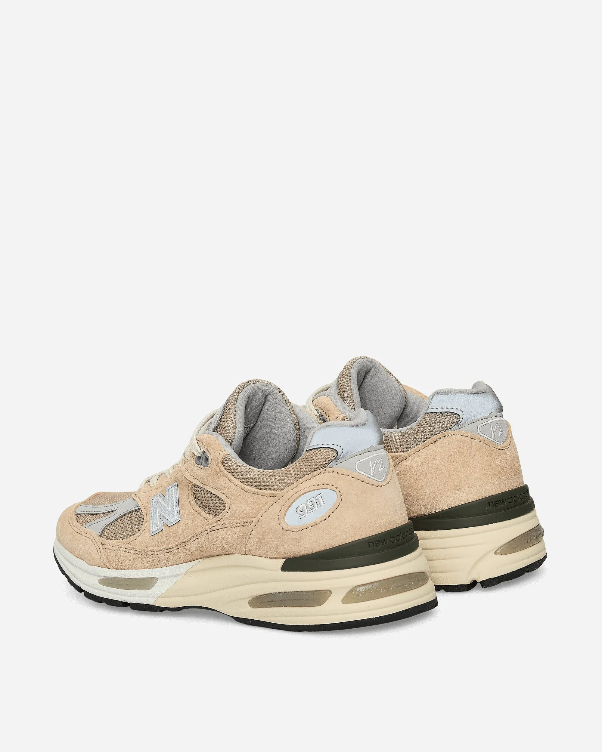 Made in UK 991v2 Sneakers Cuban Sand / Harbor Mist / Silver Dynamic Use Fast Motion