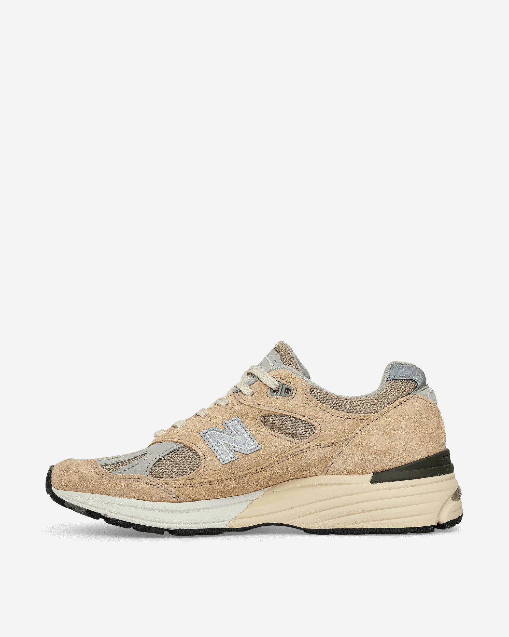 Made in UK 991v2 Sneakers Cuban Sand / Harbor Mist / Silver Sturdy Support Soft Build