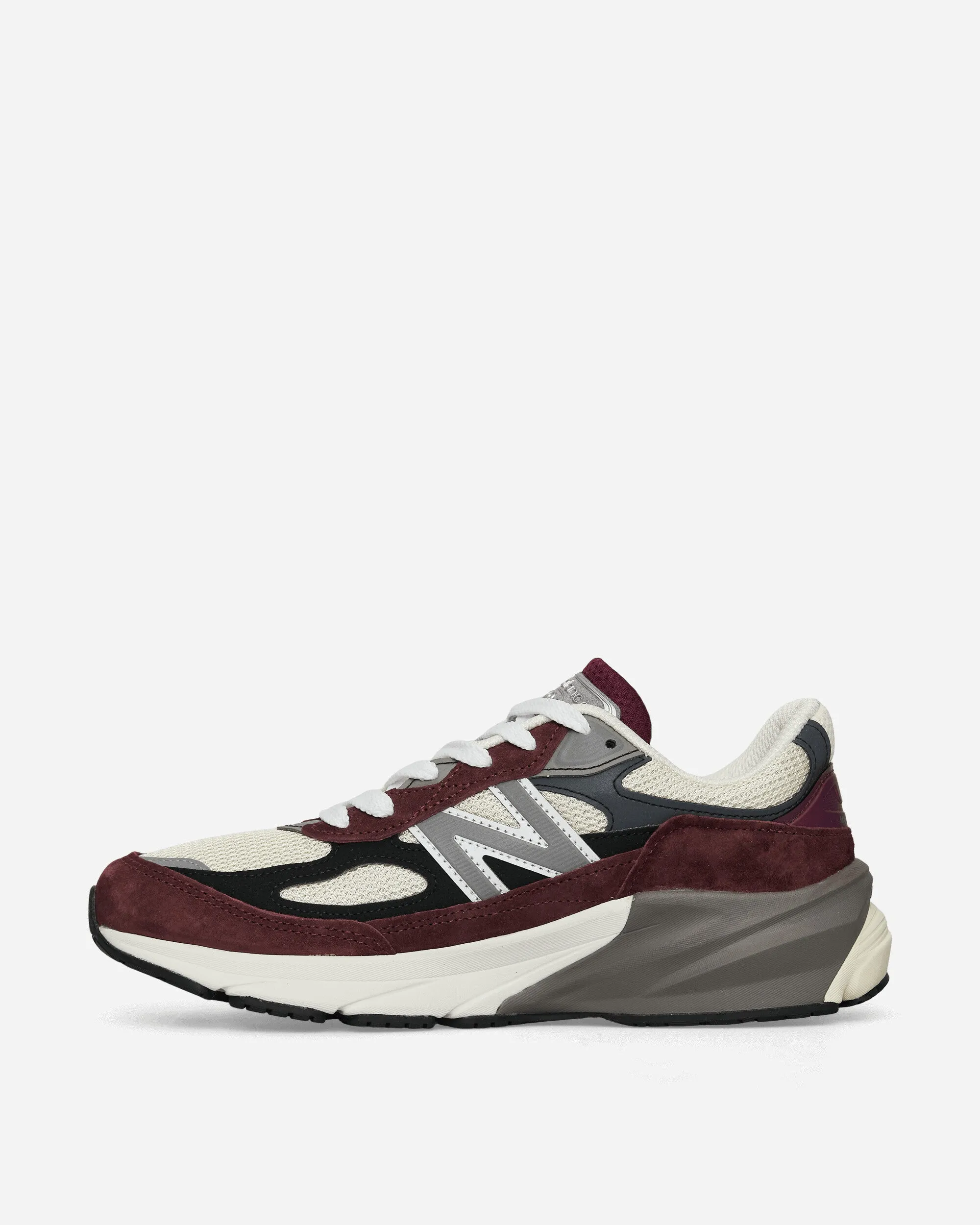 Made in USA 990v6 Sneakers Dark Ember / Afterglow Meadow Hike Gentle Walk