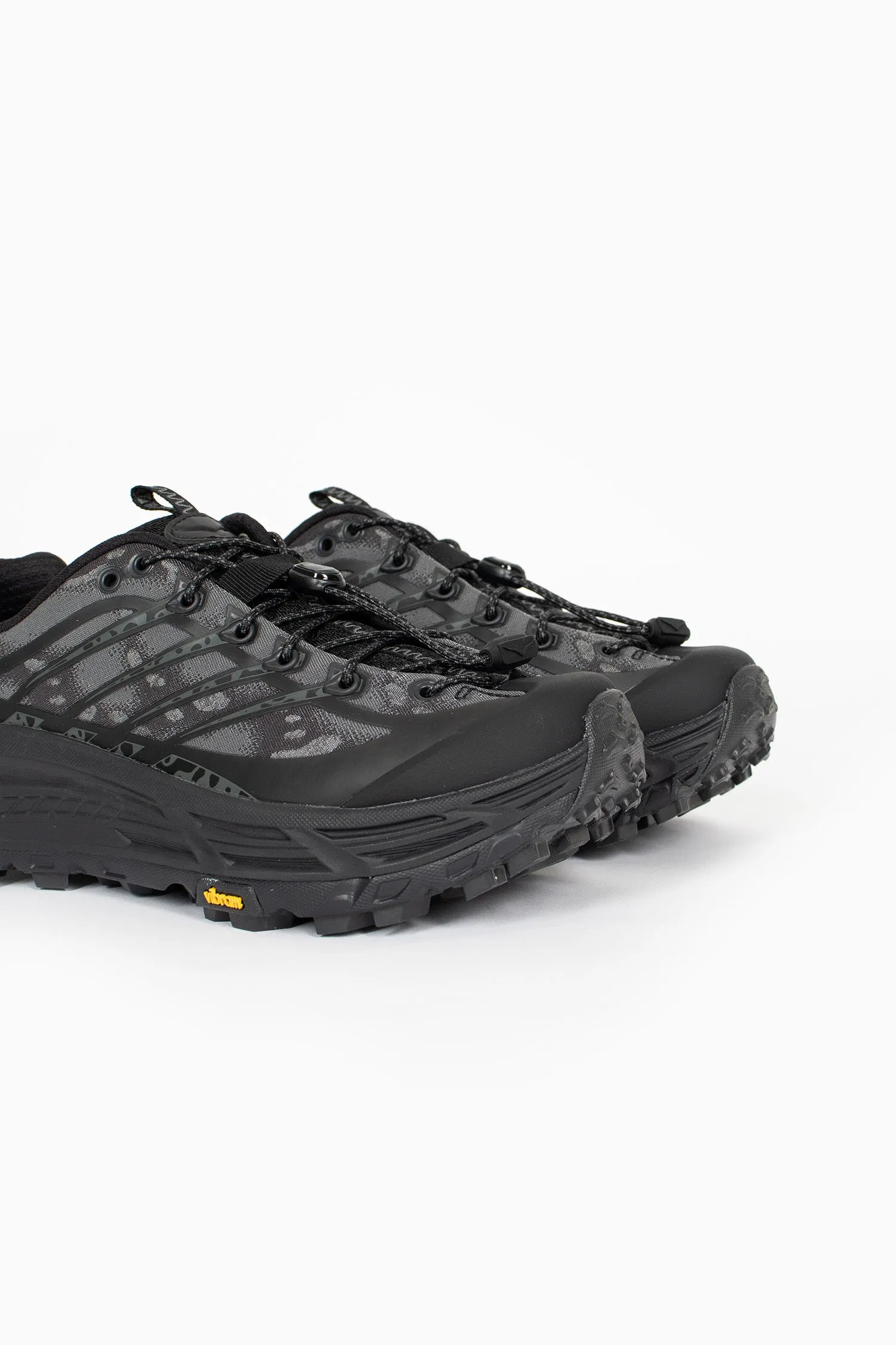 Mafate Three2 TS Black/Carbon Black Compression Balanced Midsole Walk Strong