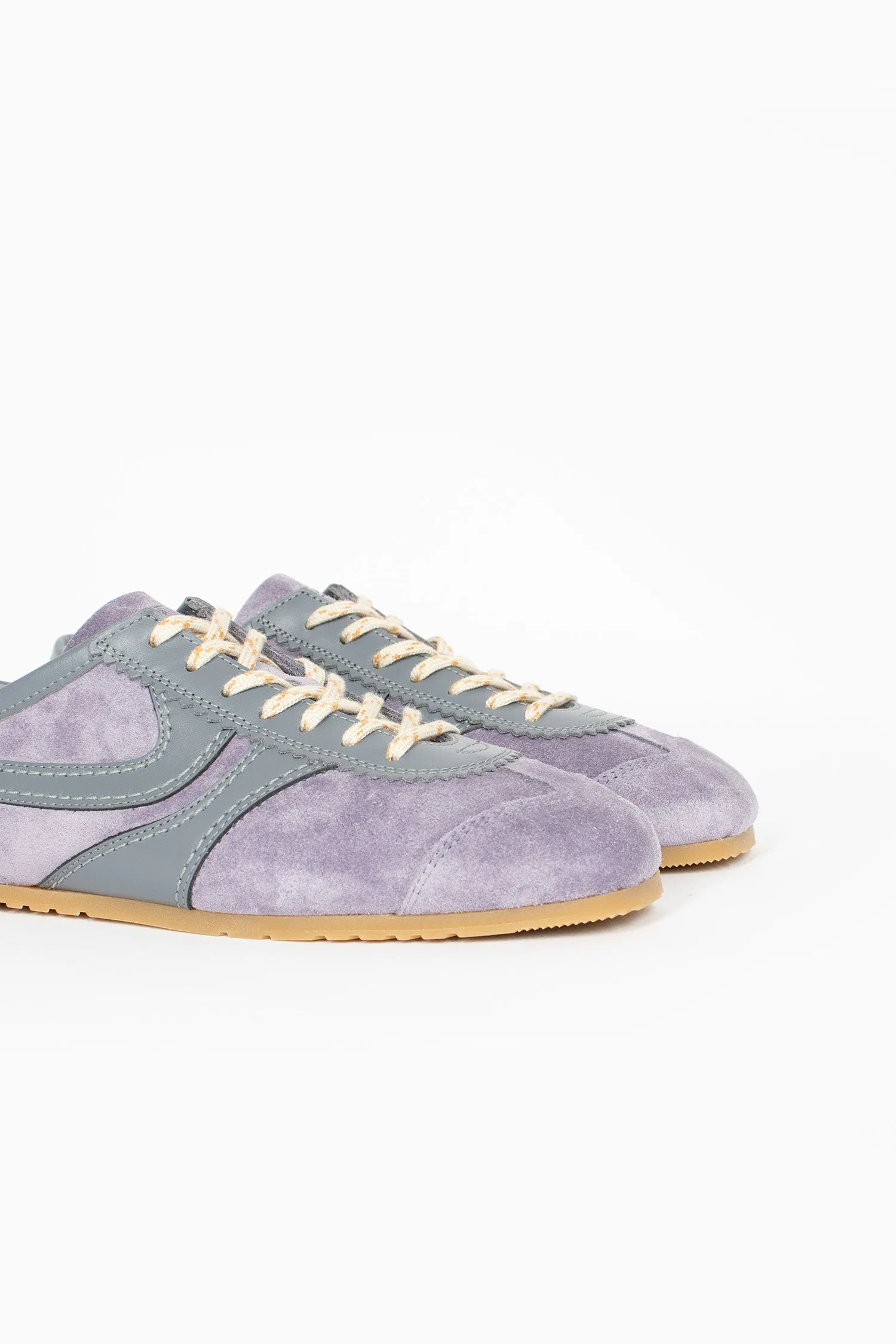 Flexible Chassis Memory Foam Marathon Suede Sneakers Mauve