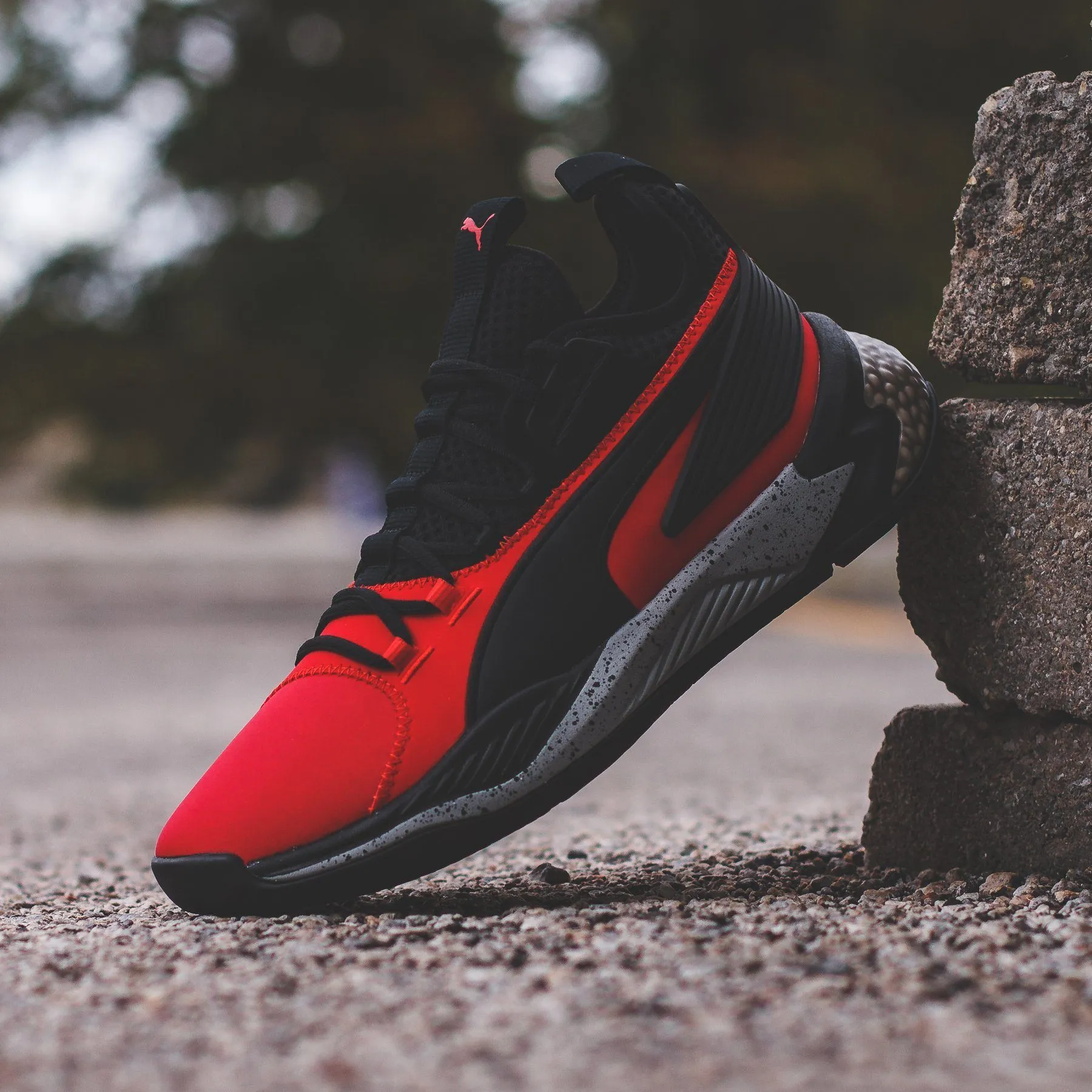Good ventilation Puma Basketball Uproar Hybrid Court High Risk Red Black Men 192775-08
