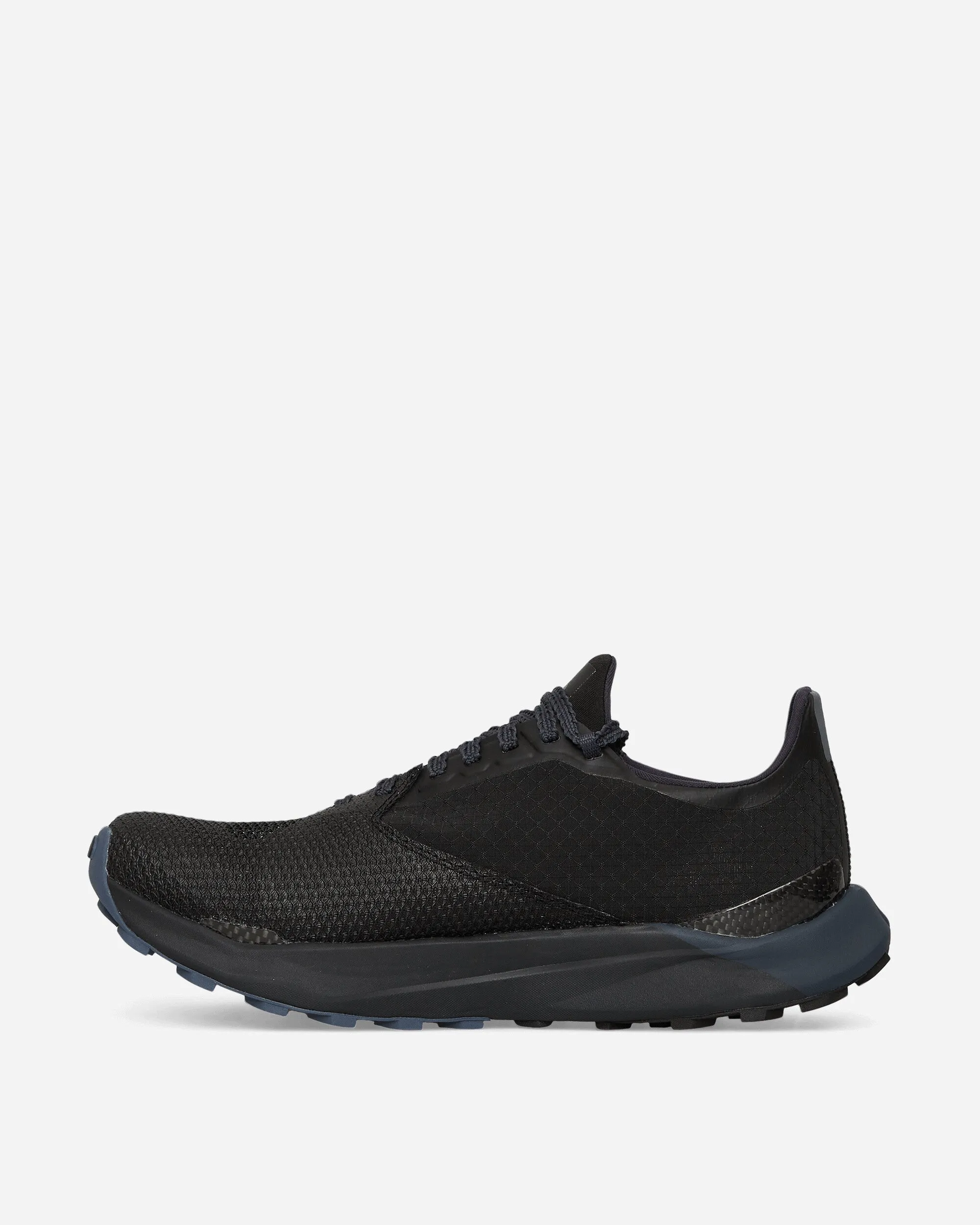 Pure Comfort Moon Step UNDERCOVER Soukuu Vectiv Sky Sneakers Black