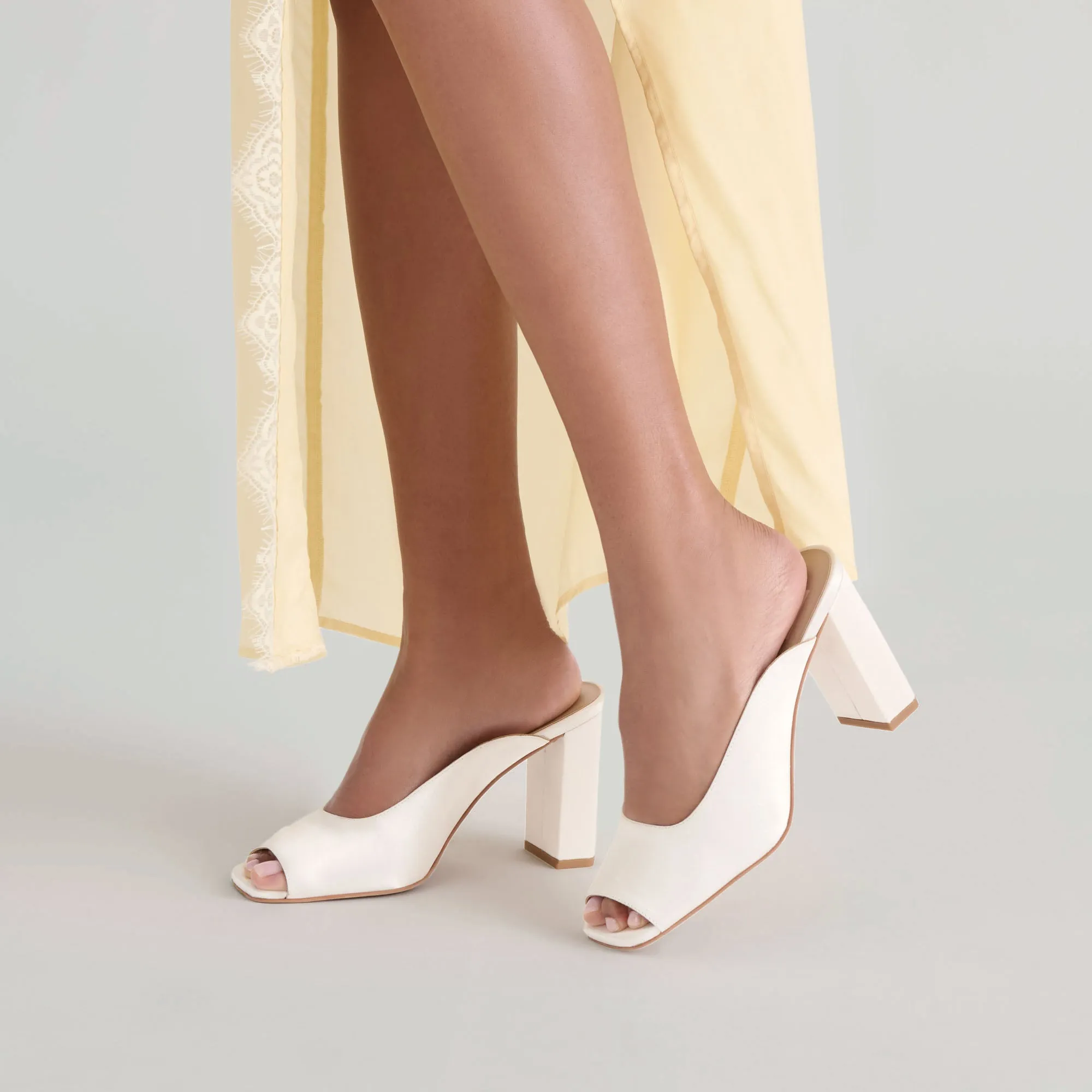 Teddy Heel Boots SABELA HEELS OFF WHITE SATIN