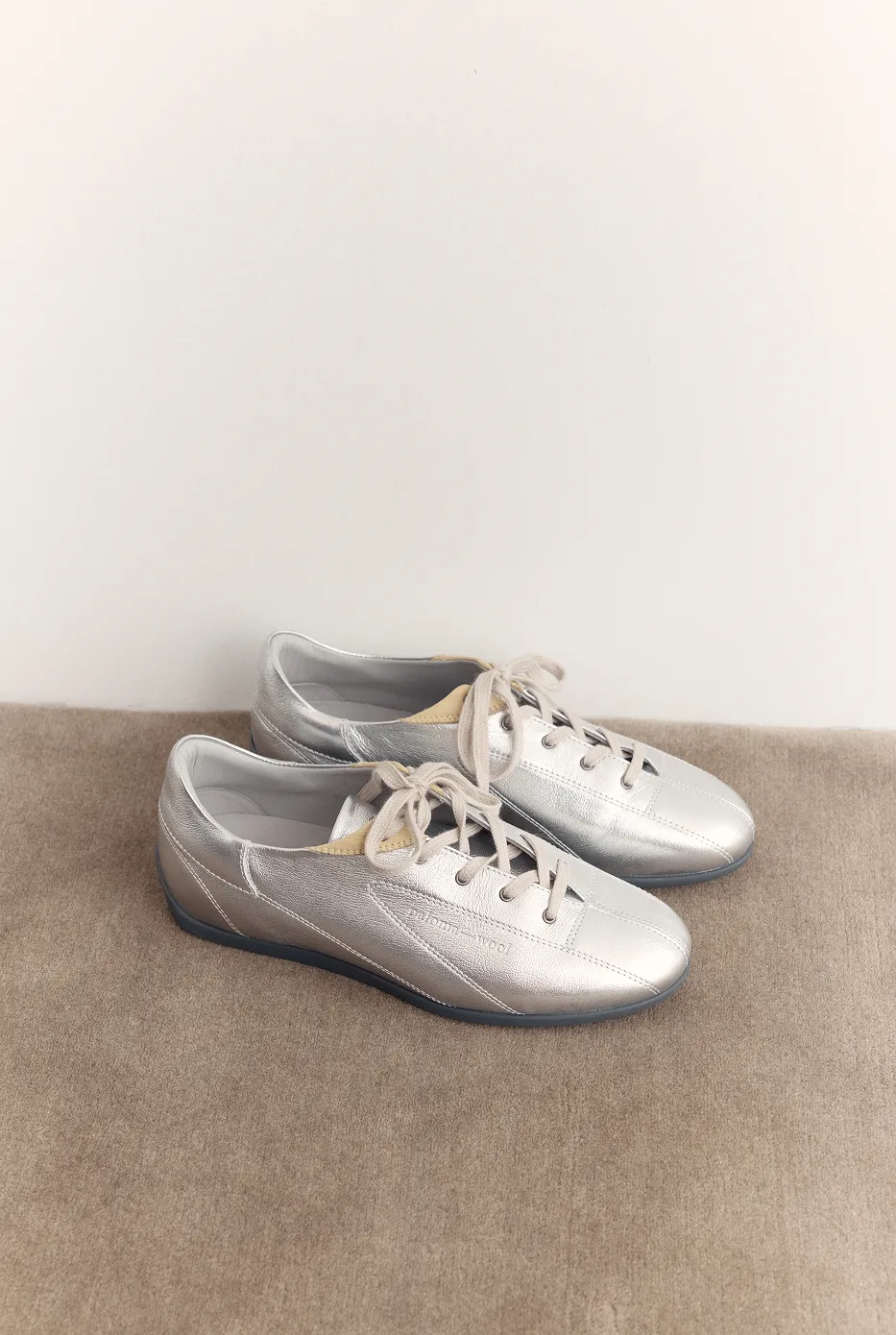 Miles Sneakers leisure time City Daily
