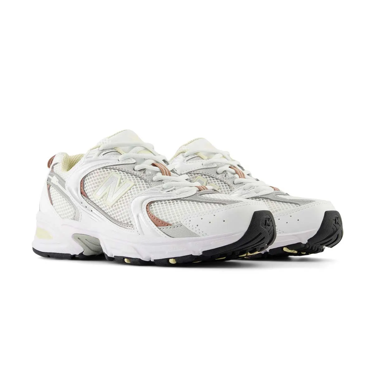 530 'White Silver Metallic Calcium' Parent Hike