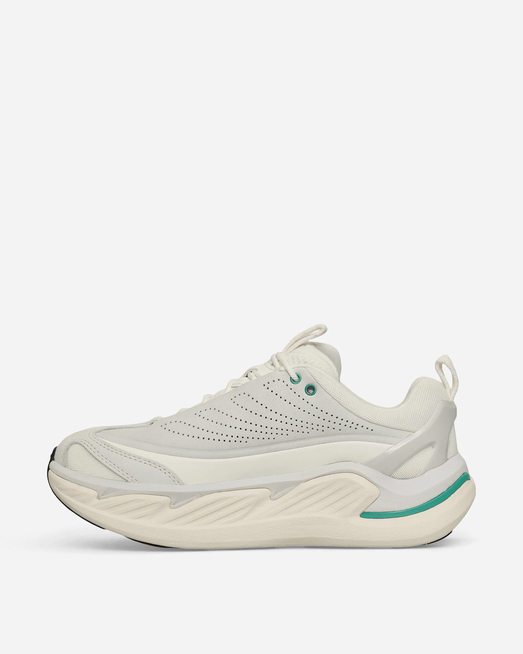 Elevon X Sneakers White / Cosmic Grey Group Hike Quick Slide