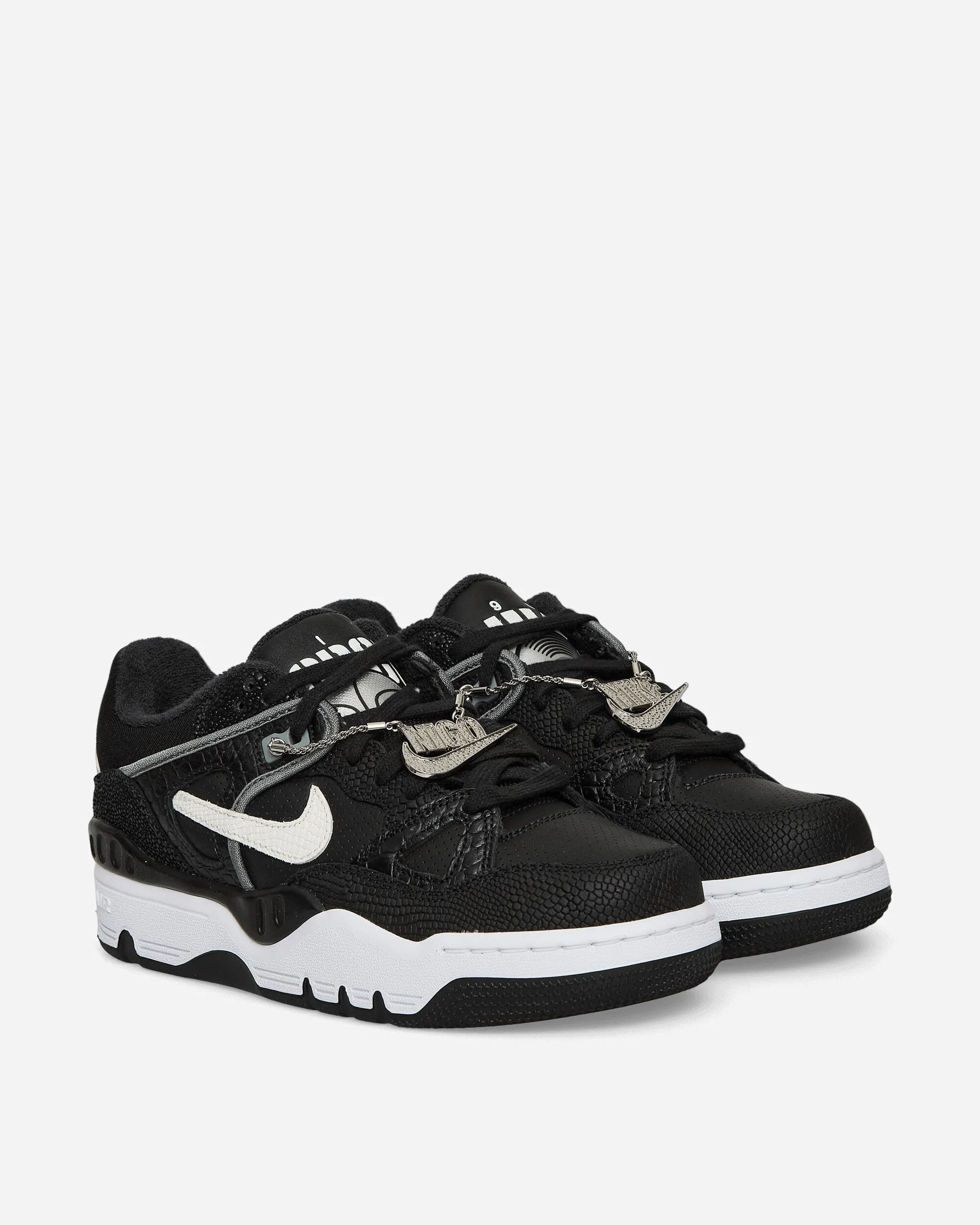NIGO Air Force 3 Low Sneakers Black / White Everyday Fit