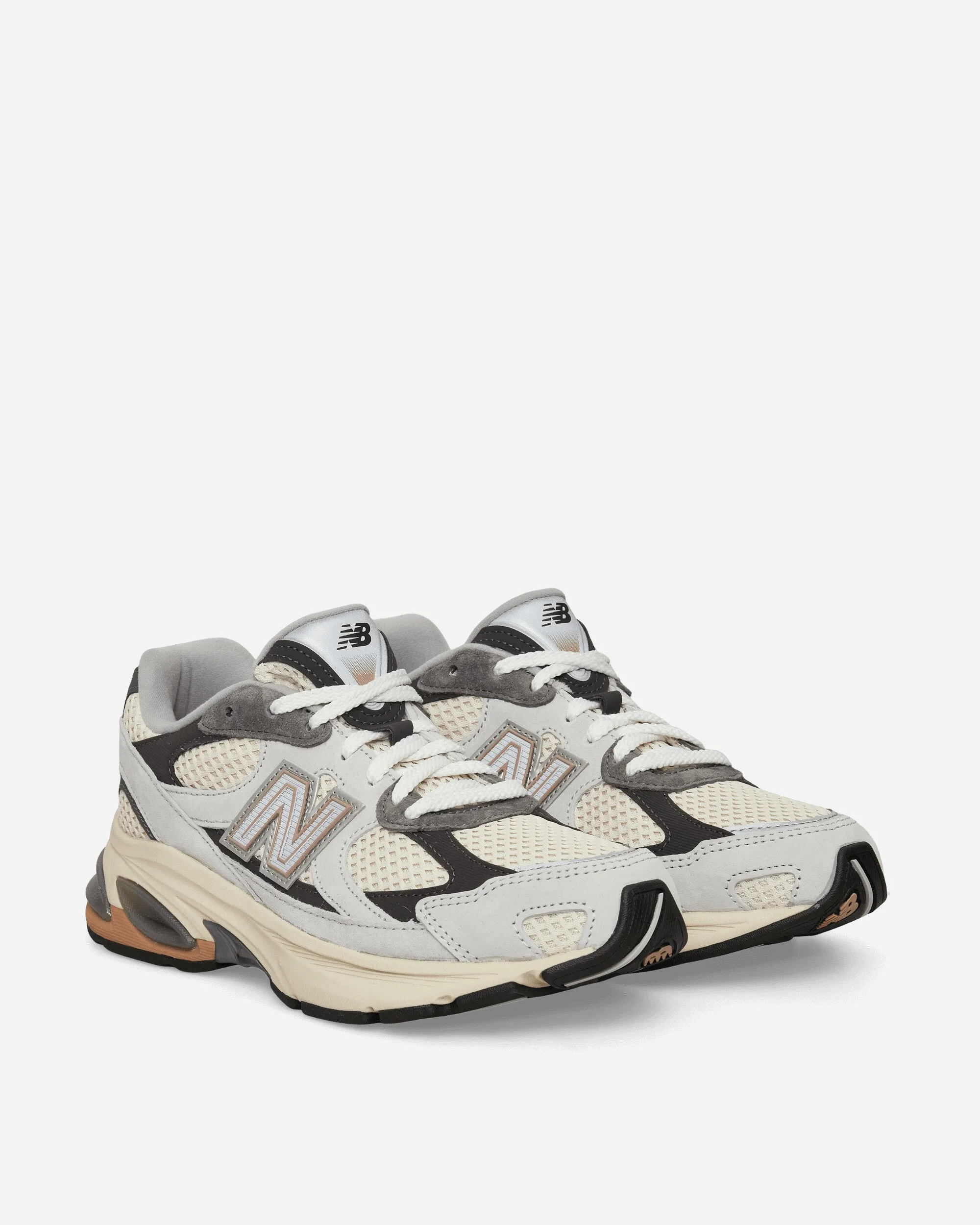 2010 Sneakers Brighton Grey / Linen Autumn Ready evening walk