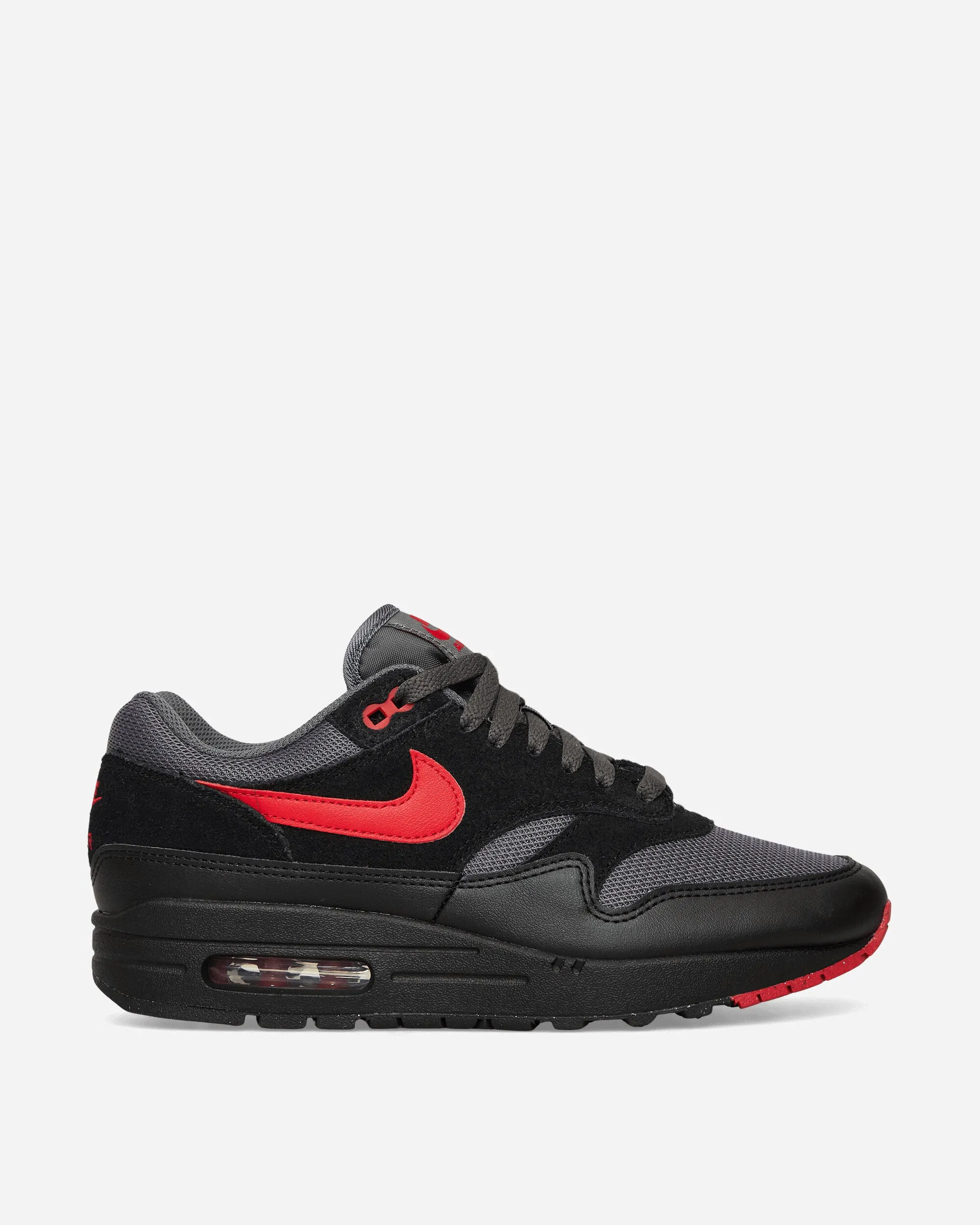 Air Max 1 Essential Sneakers Black / Iron Grey / University Red RollUp Cushioned heel