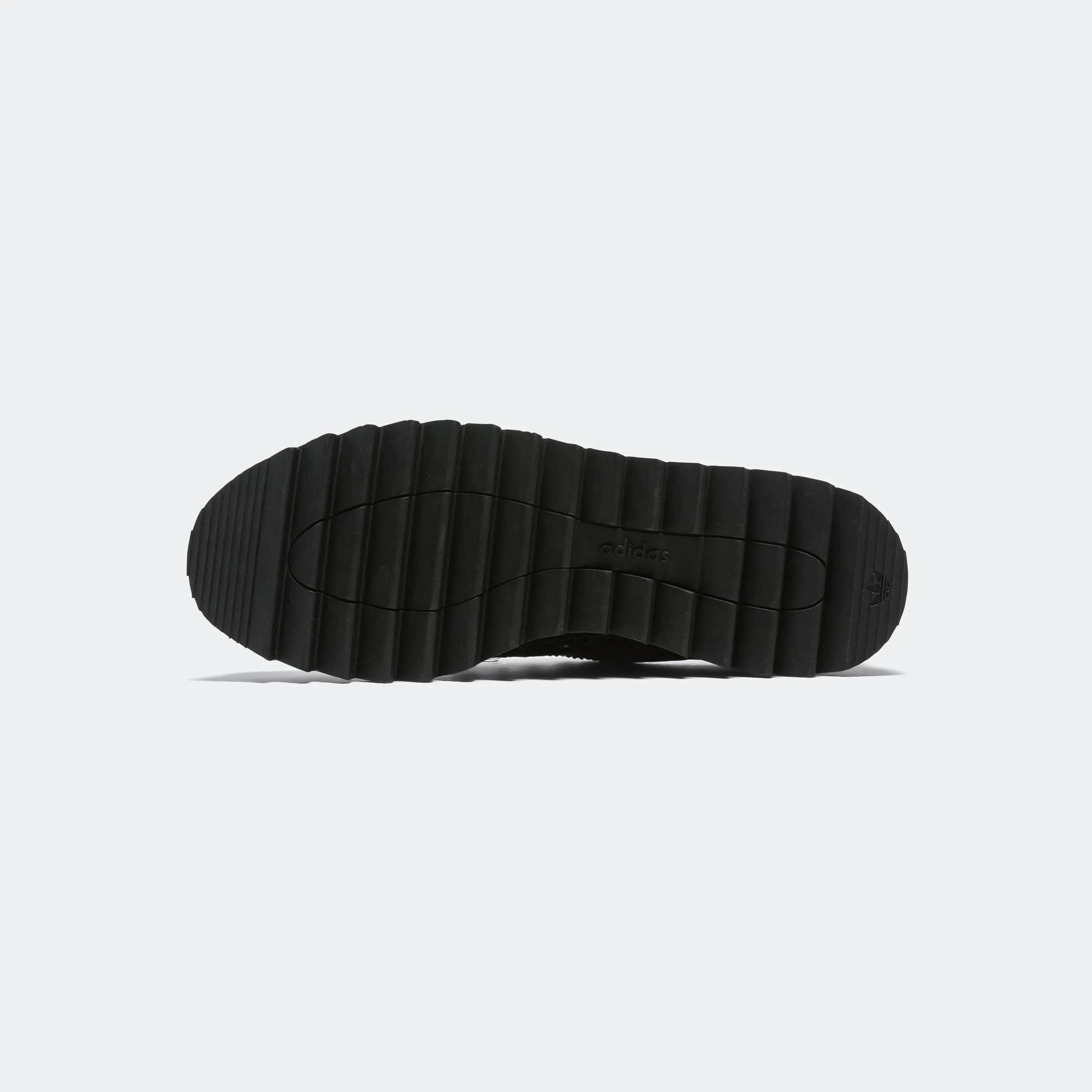 Weekend Fit Superstar LNY by Edison Chen x CLOT - Core Black/Carbon-Gold Metallic