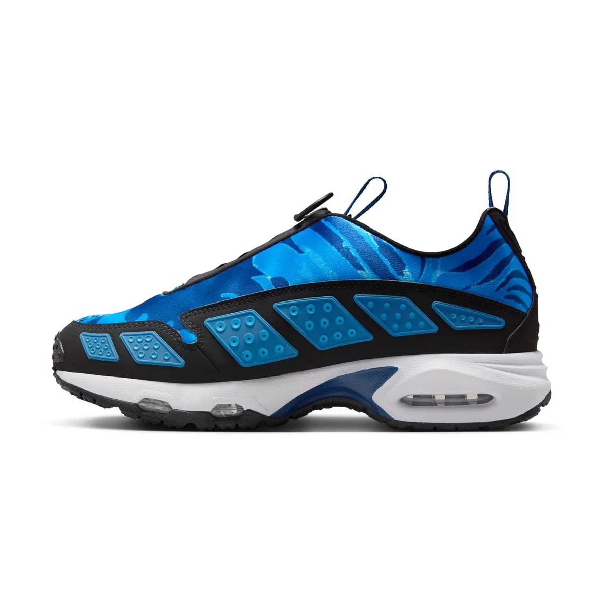 Wmns Air Max SNDR 'Blue Camo' Vibrant fit