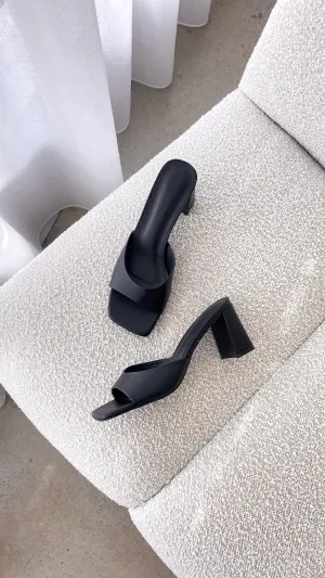Nattie Heel - Black Korean Chic