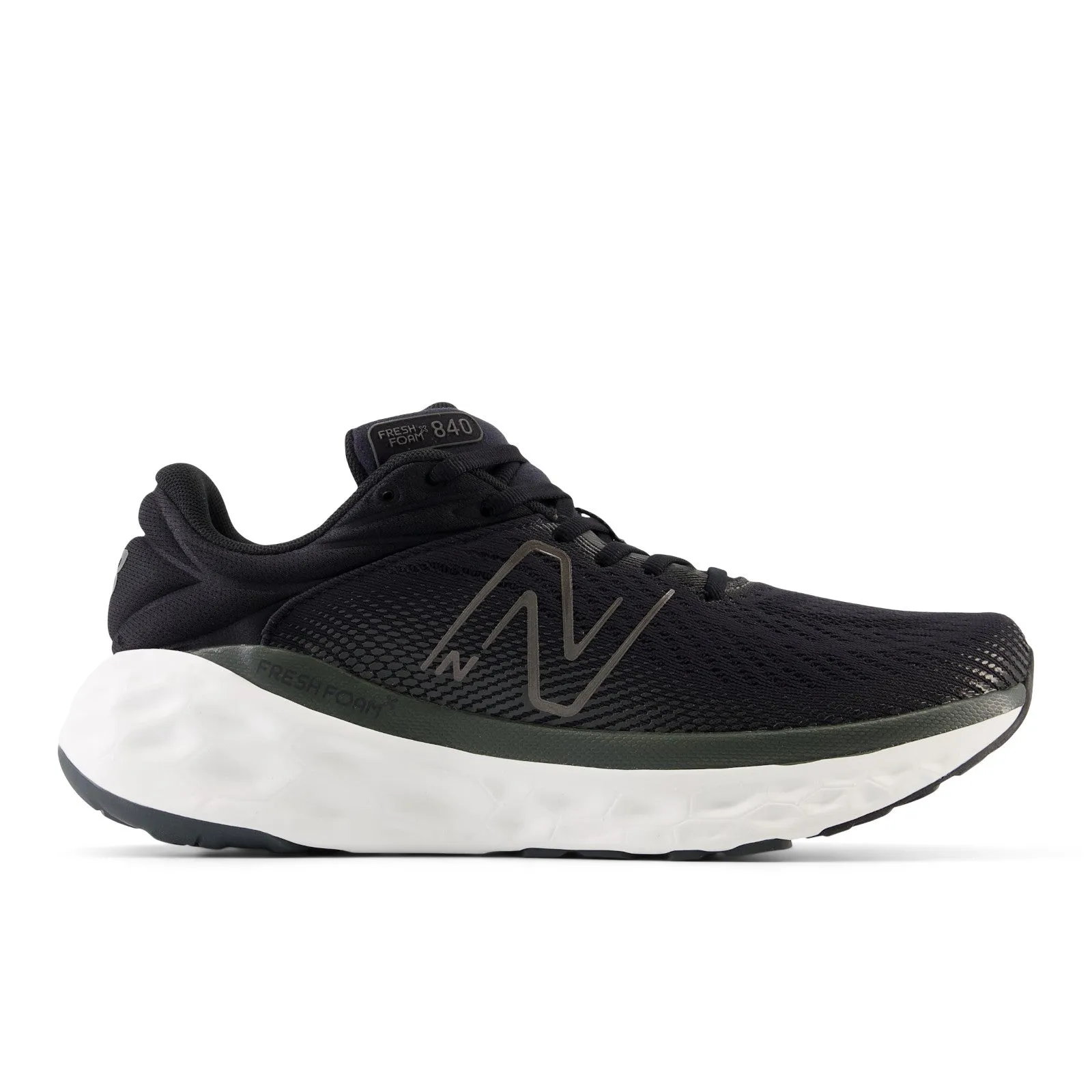 running in a nature reserve Running Friendly NEW BALANCE M840FLK MEN'S