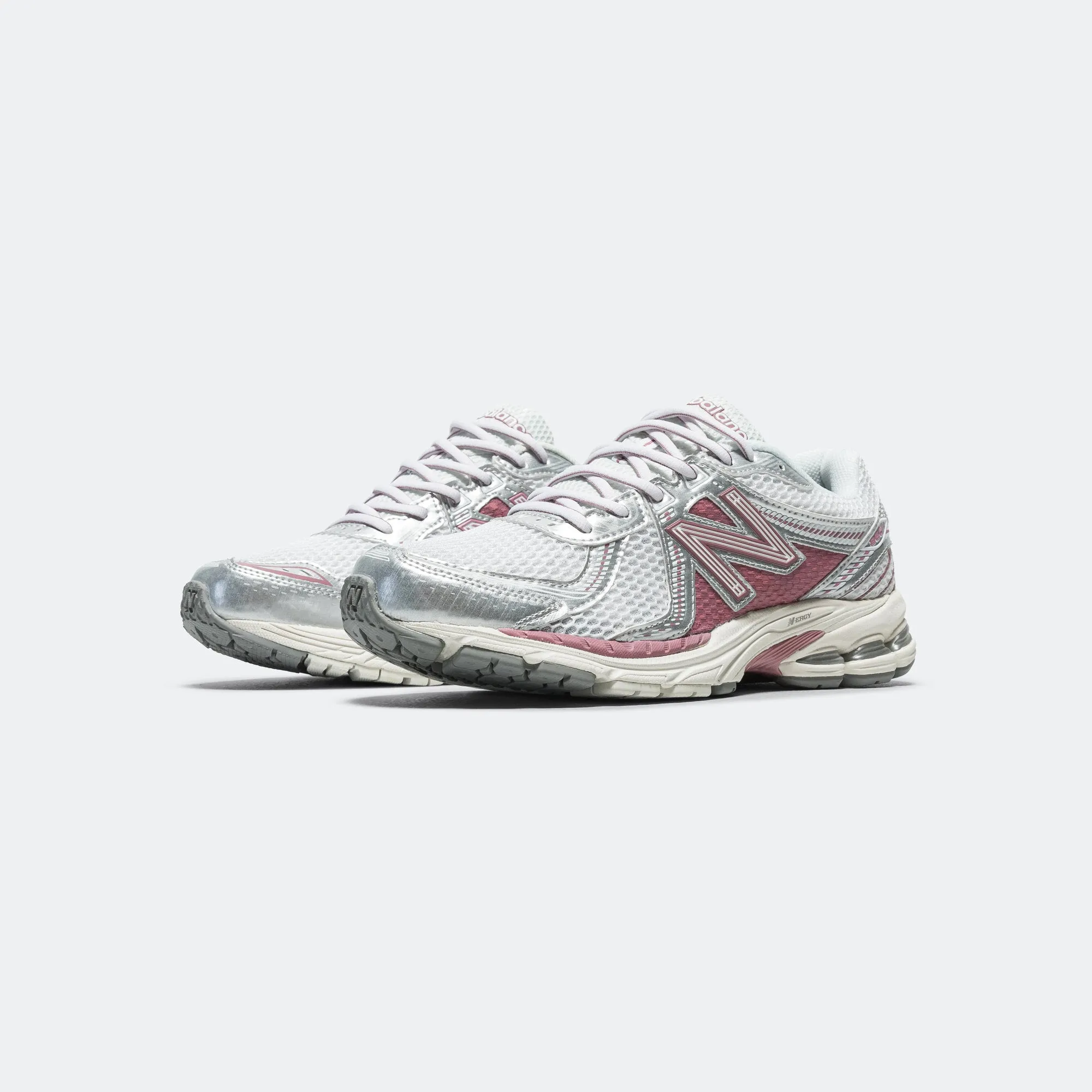 ML860CC2 Responsive Midsole Sneaker Discounts
