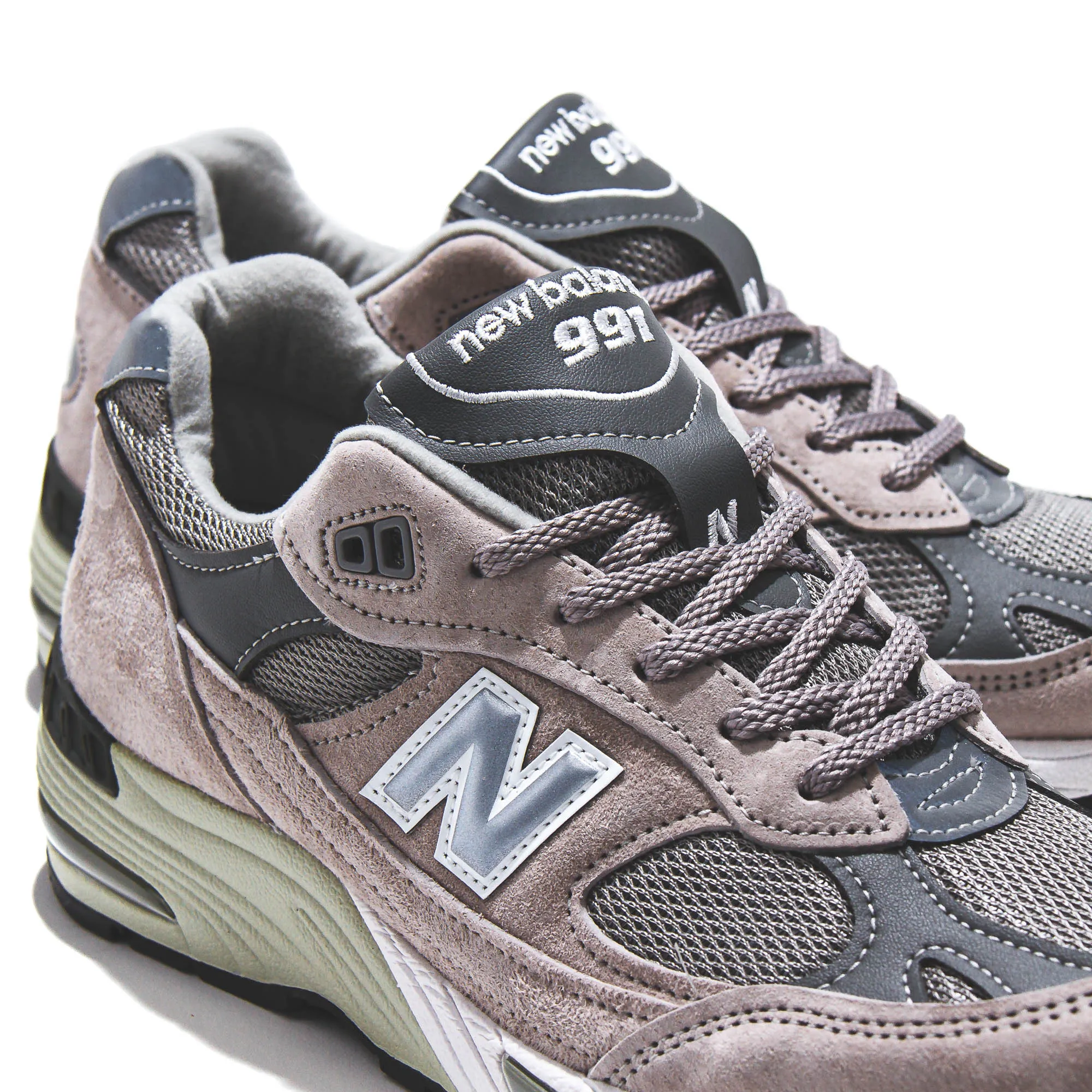 supportive foam sole shoes adjustable running wear New Balance Men 991 Silver Grey Made In England M991GL