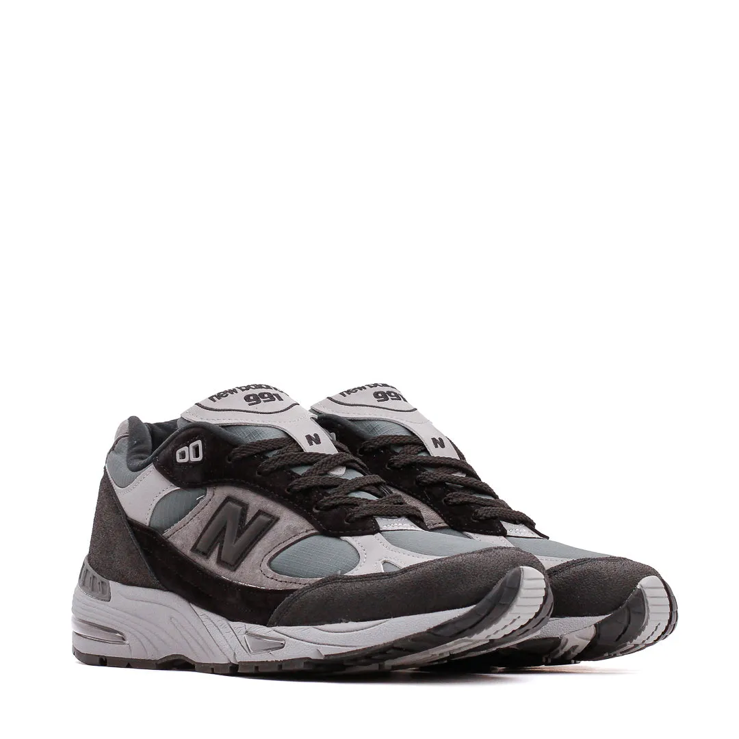 running in a glass bridge area shoes New Balance Men 991v1 Black Made in UK M991WTR