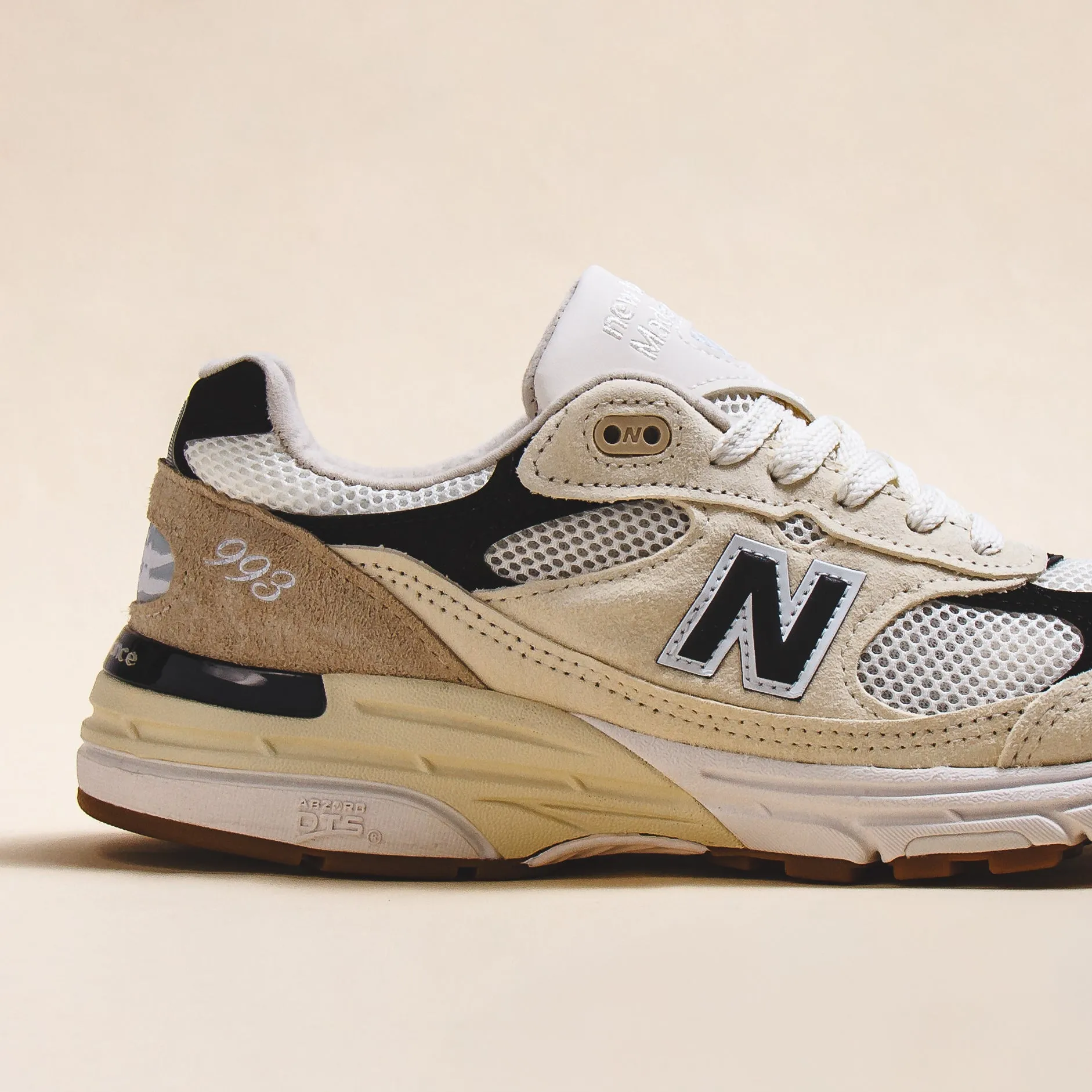 New Balance Unisex 993 Sea Salt Made In USA U993WS loose - fit shoes Pilates enthusiasts' shoes