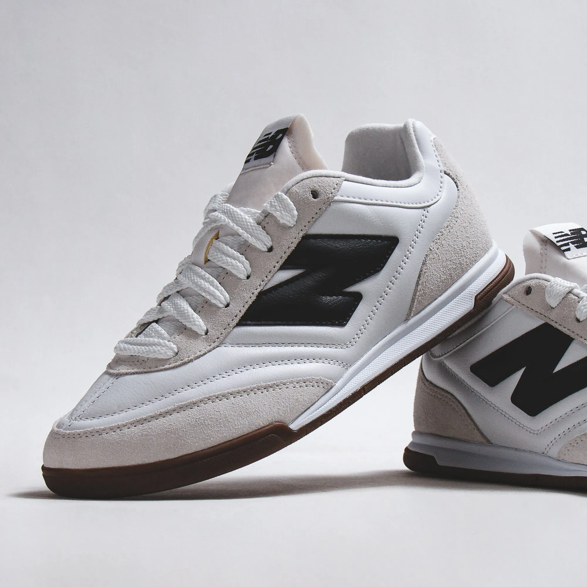 Lightweight Cushioning New Balance Unisex RC42 White URC42LA