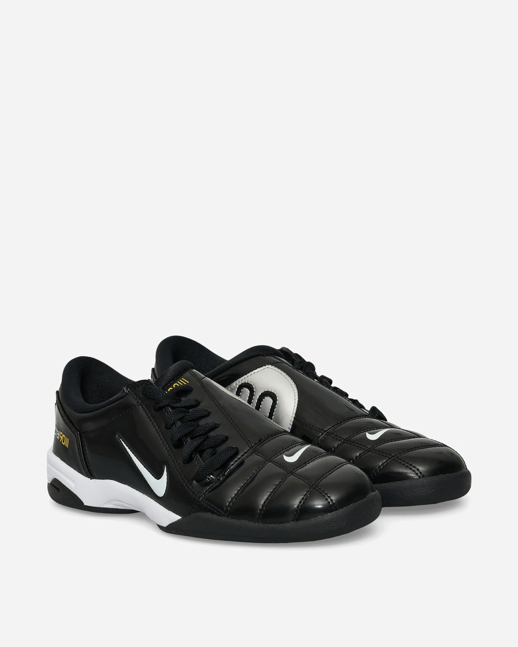 Ergonomic Design Total 90 Sneakers Black / White