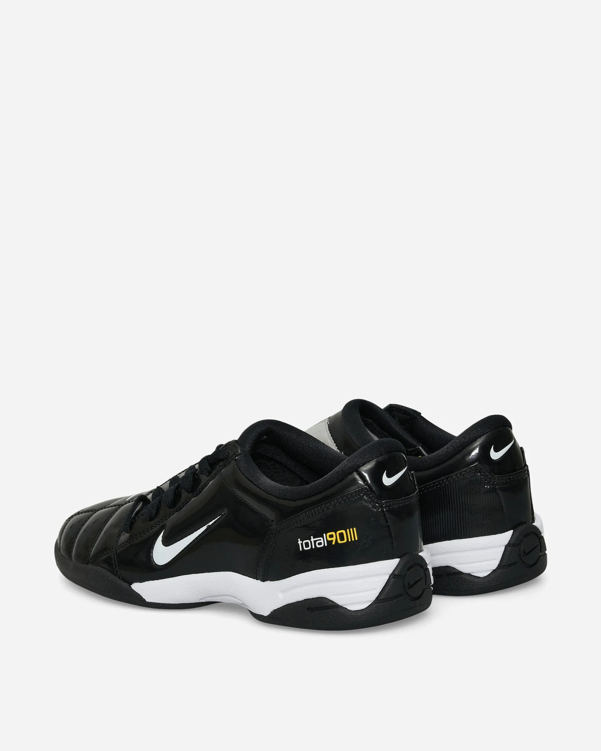 Total 90 Sneakers Black / White Outdoor Ease Soft Sole