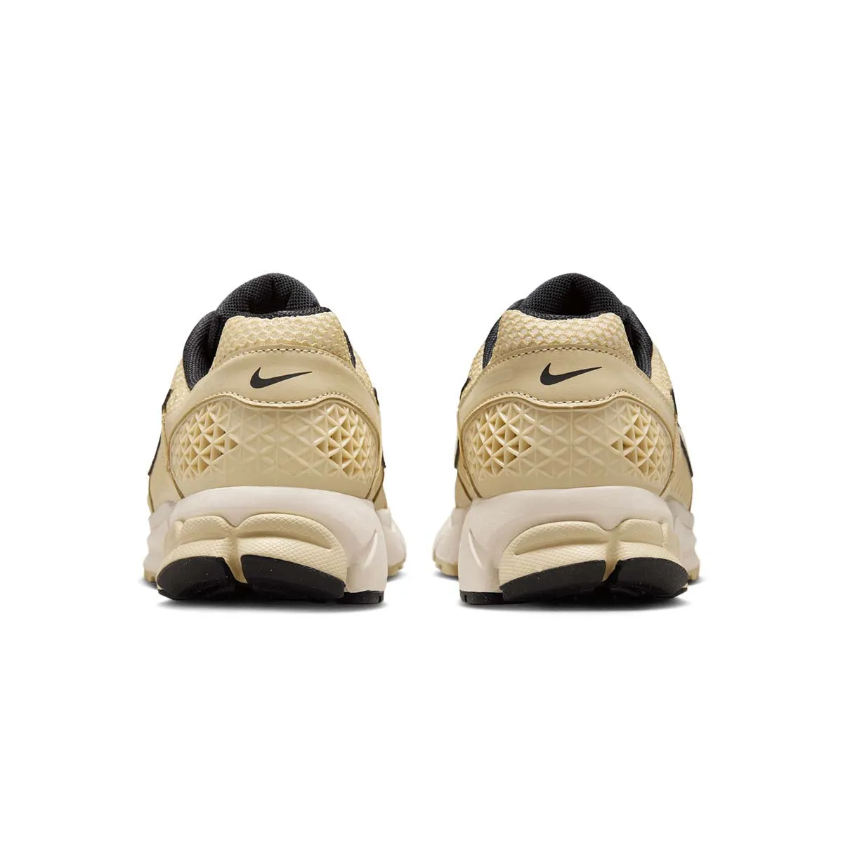 Always Ready Wmns Zoom Vomero 5 'Sand'
